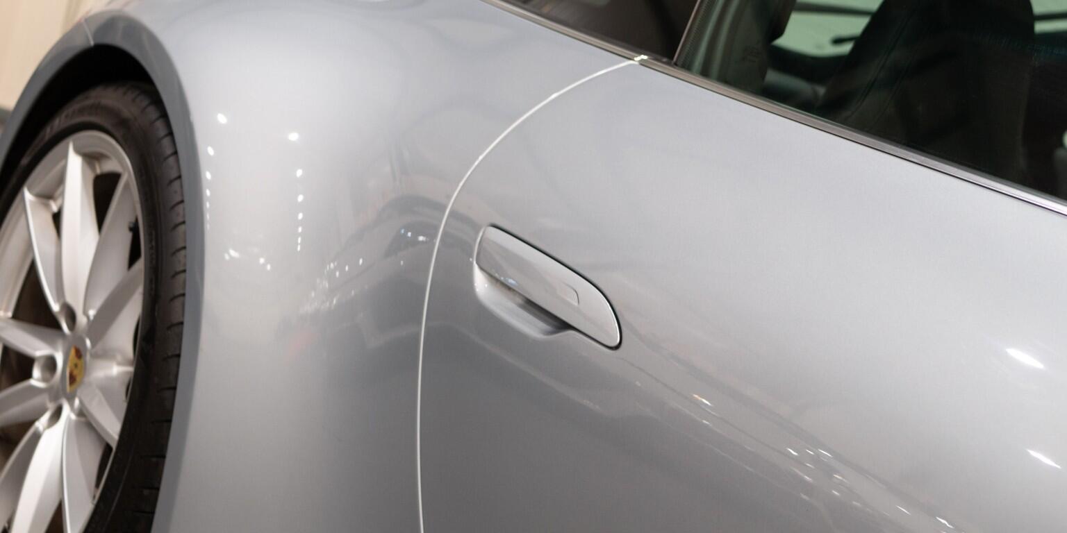 Porsche 911 view 42