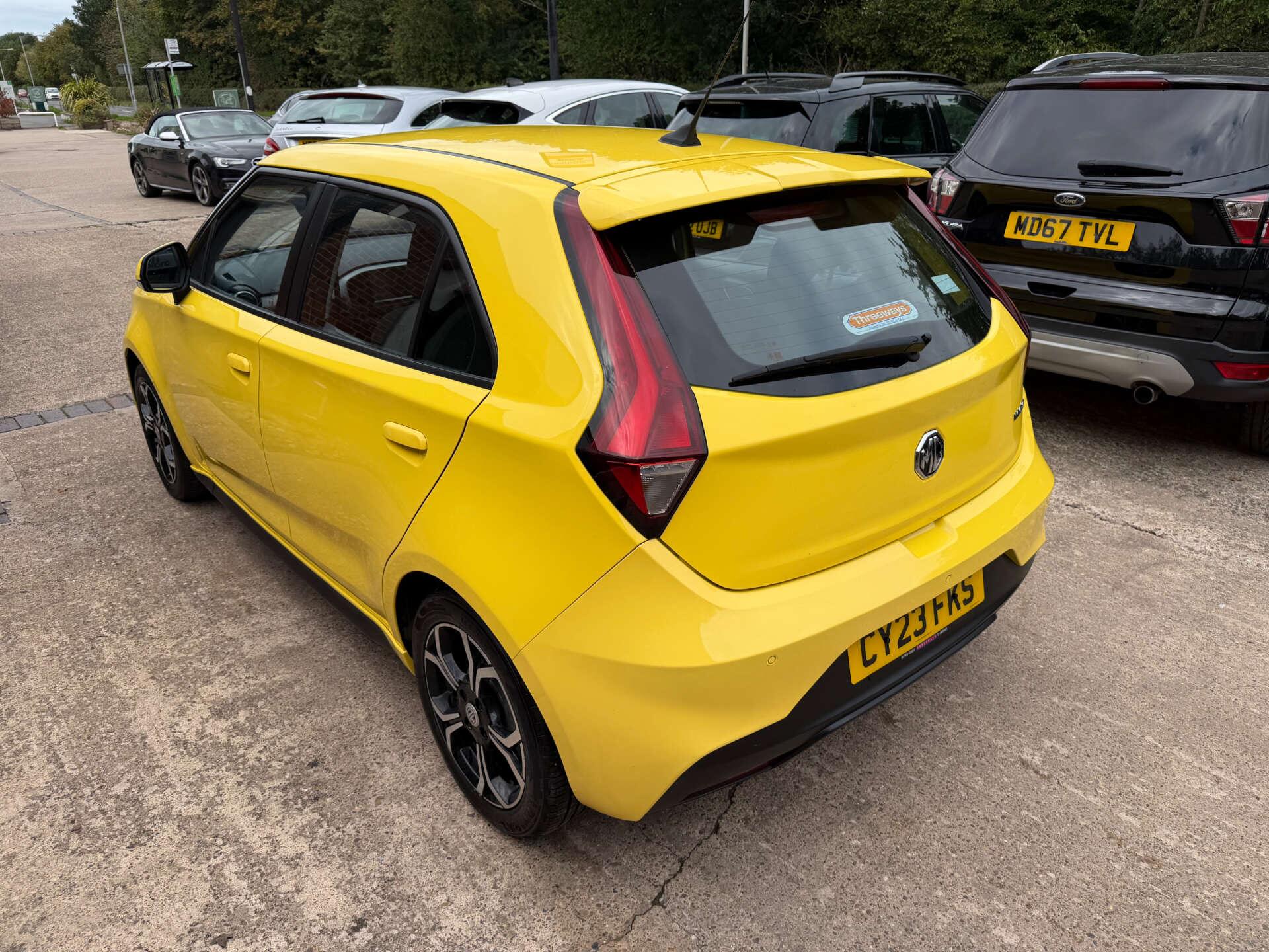 MG MG3 view 15