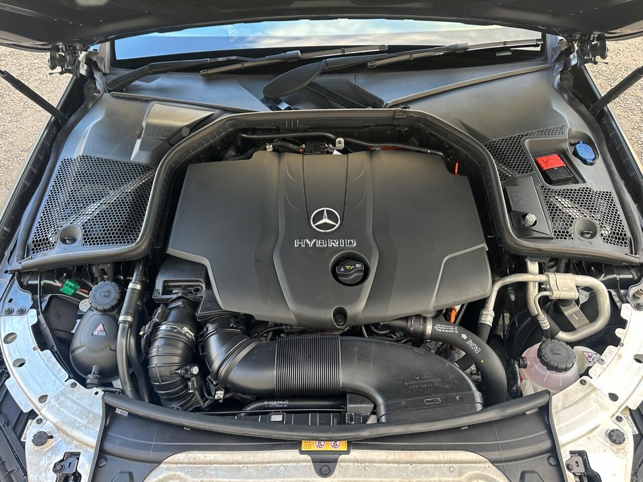 Mercedes-Benz C Class view 20