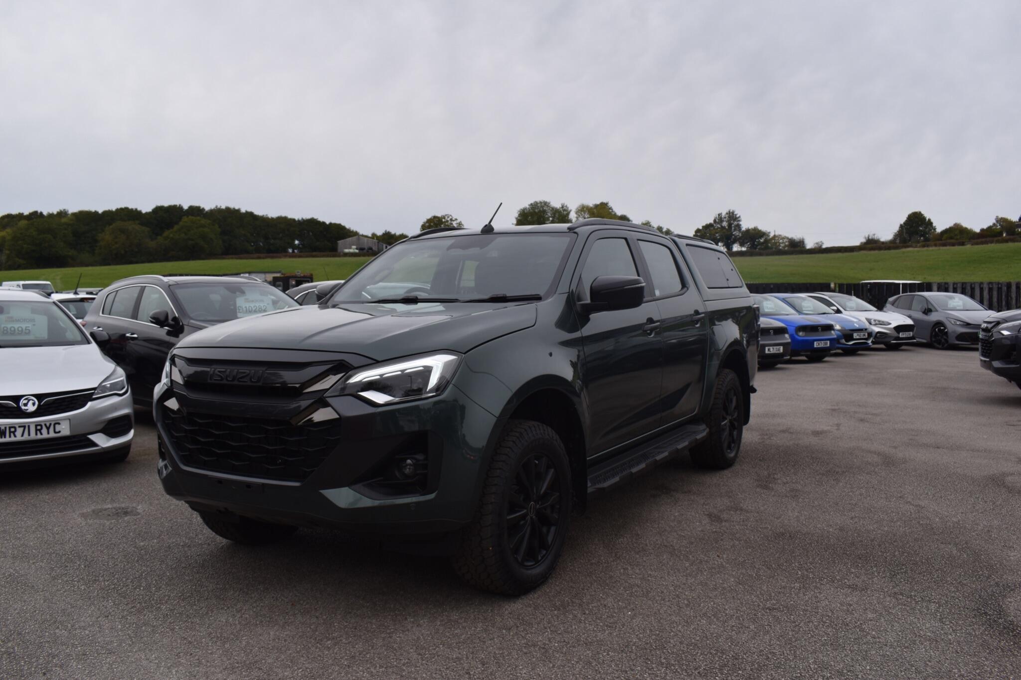 D-Max - 1.9 TD V-Cross Huntsman Auto 4WD Euro 6 - Image 9