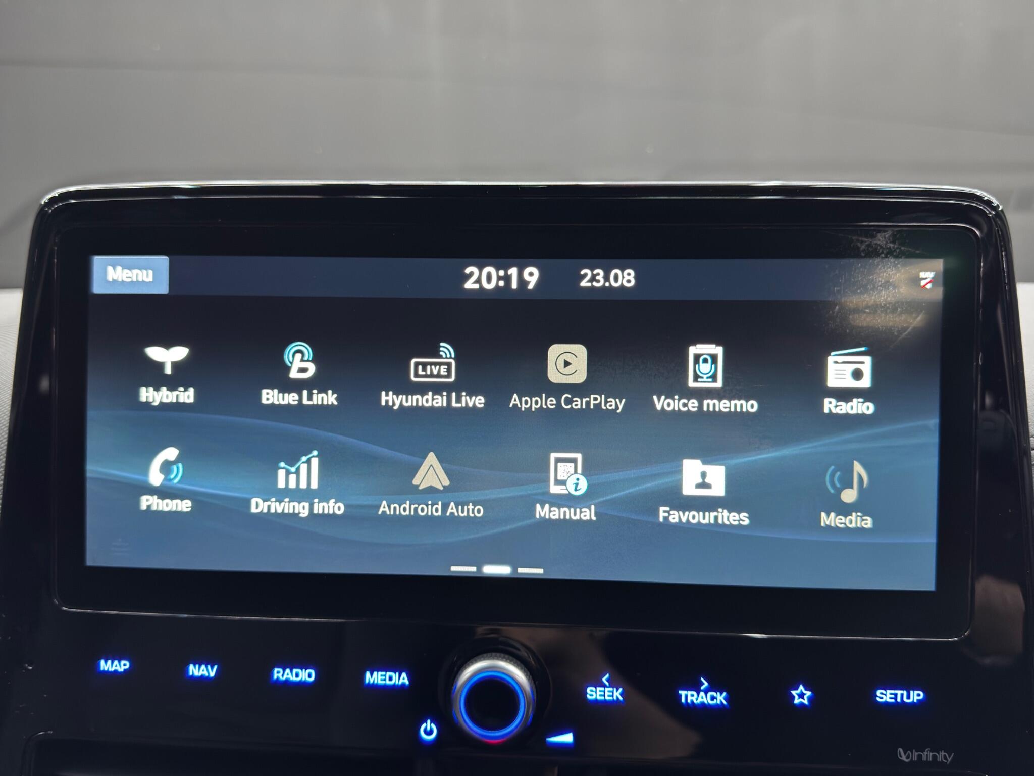 Hyundai Ioniq view 33