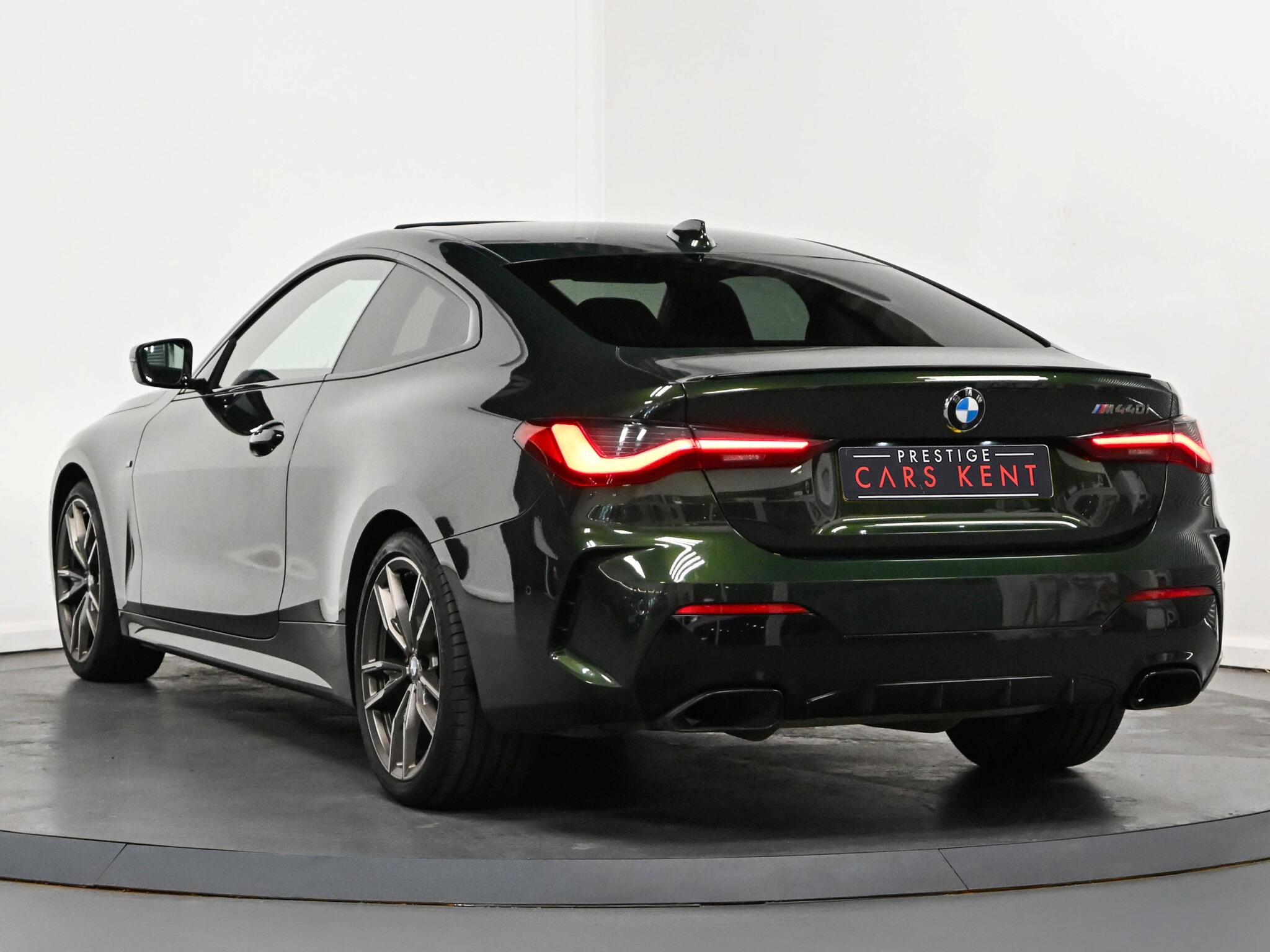 BMW 4 Series view 18