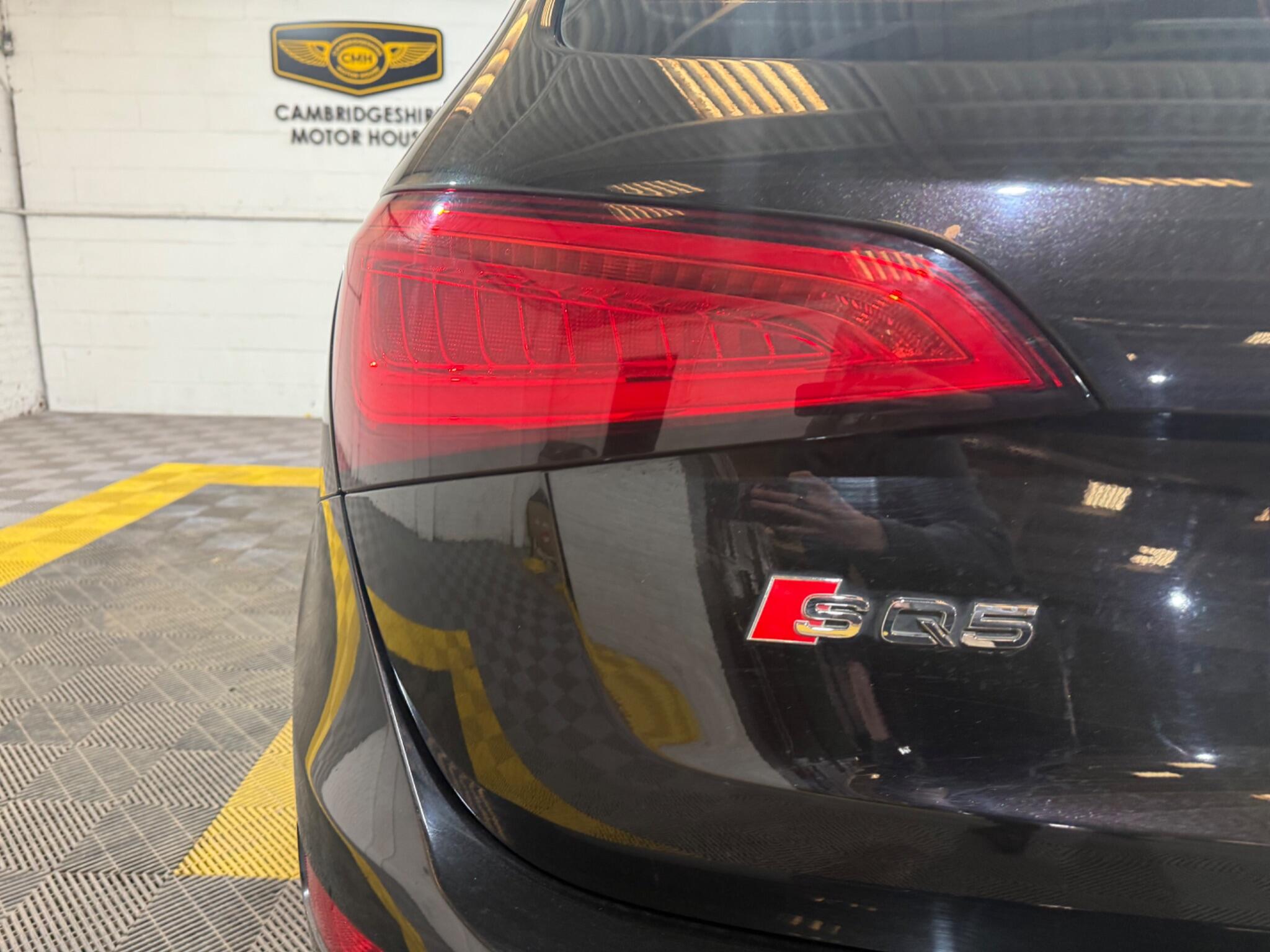 Audi SQ5 view 73