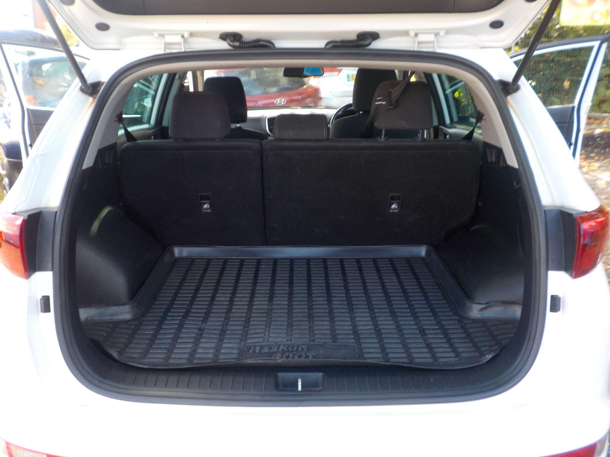 Kia Sportage 1.7 CRDi 2 Euro 6 (s/s) 5dr