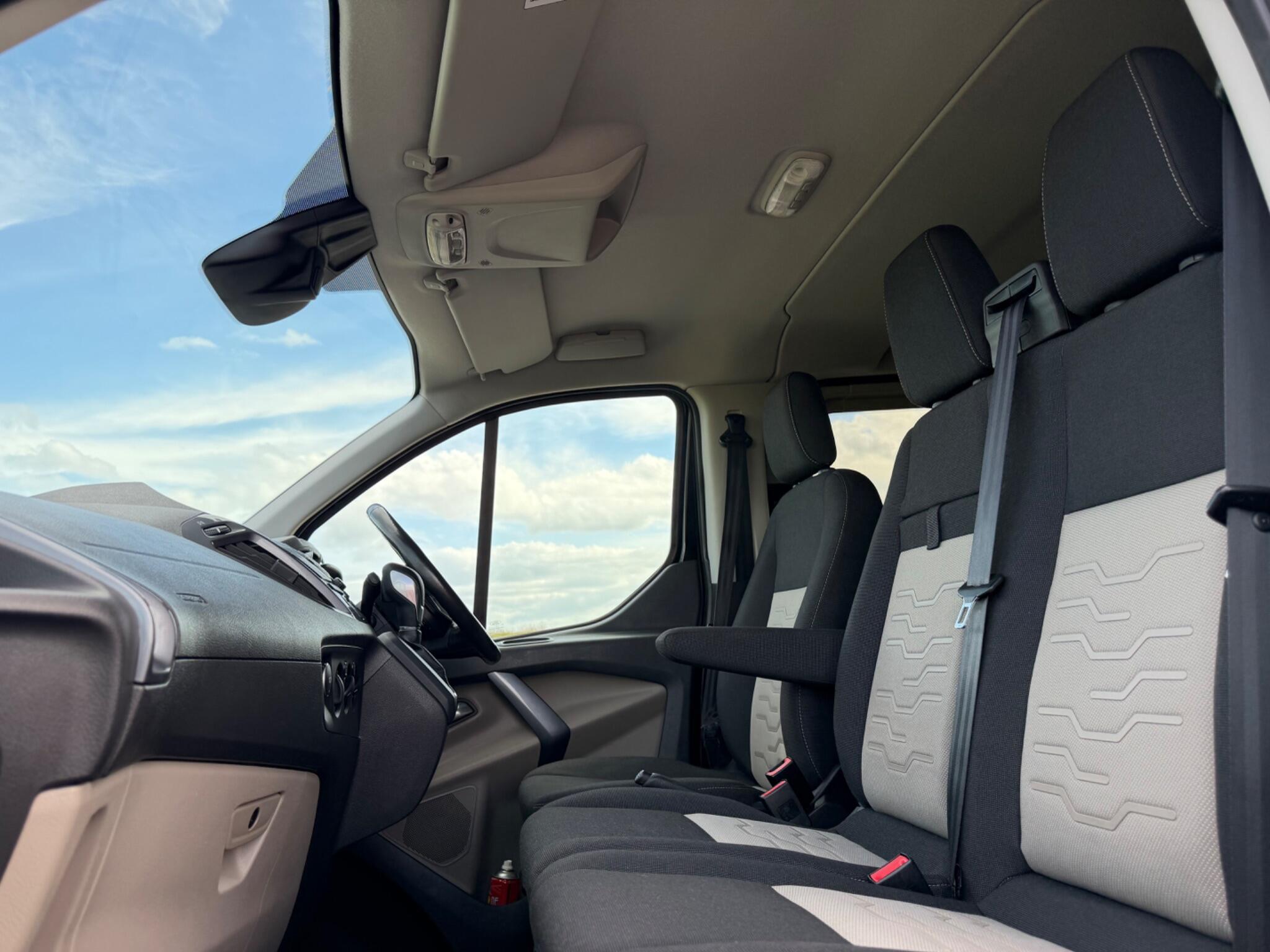 Ford Transit Custom view 62