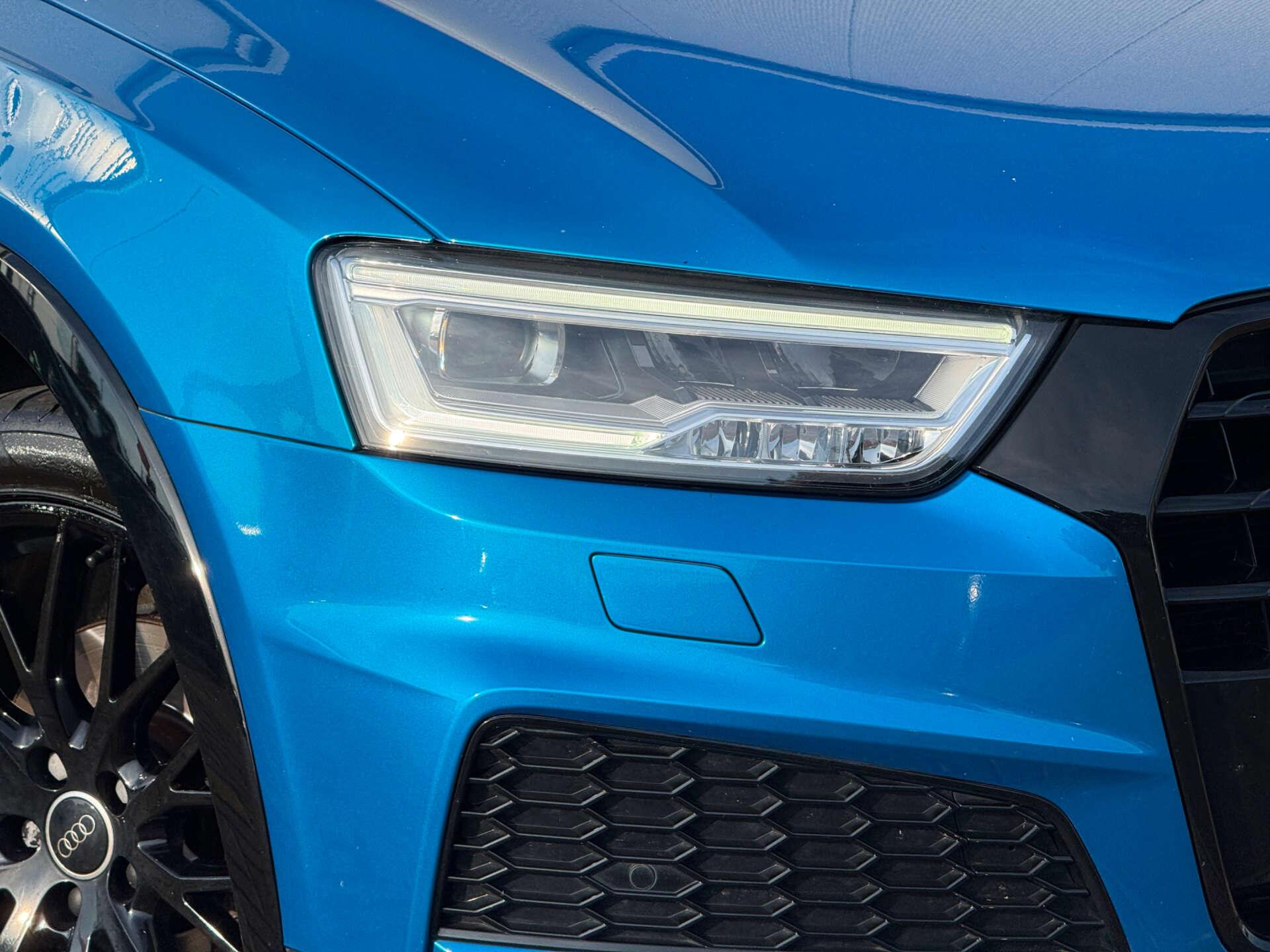Audi Q3 view 17