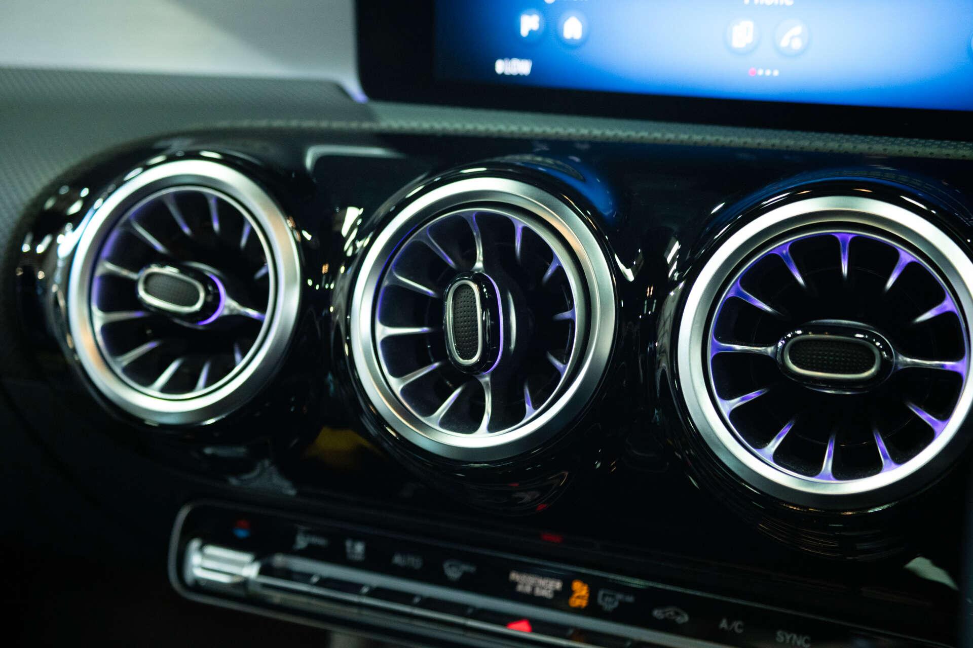 Mercedes-Benz A-Class view 34