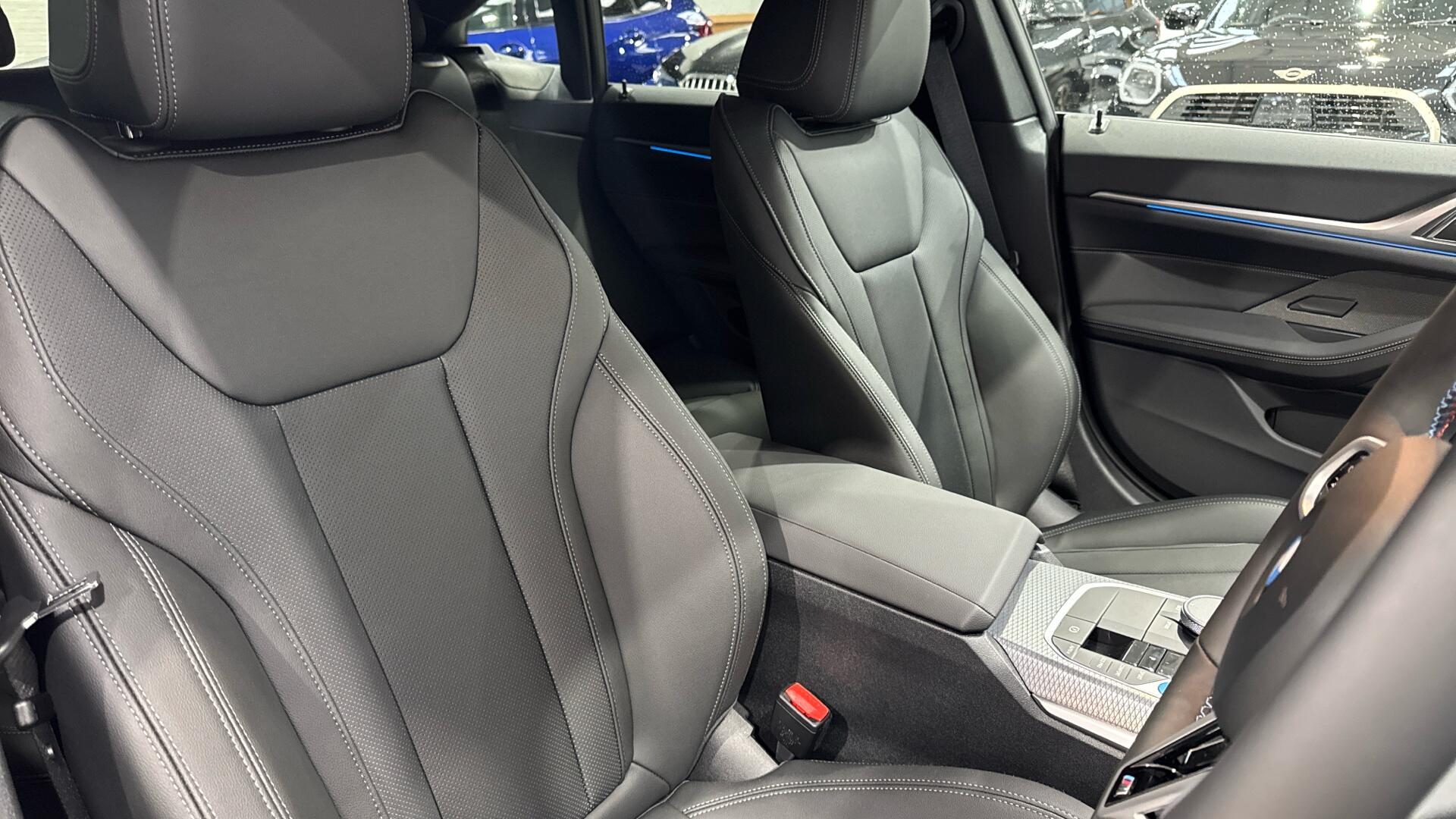 BMW I4 view 11