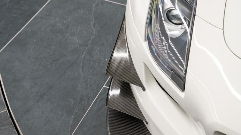 Mercedes-Benz SLS view 11