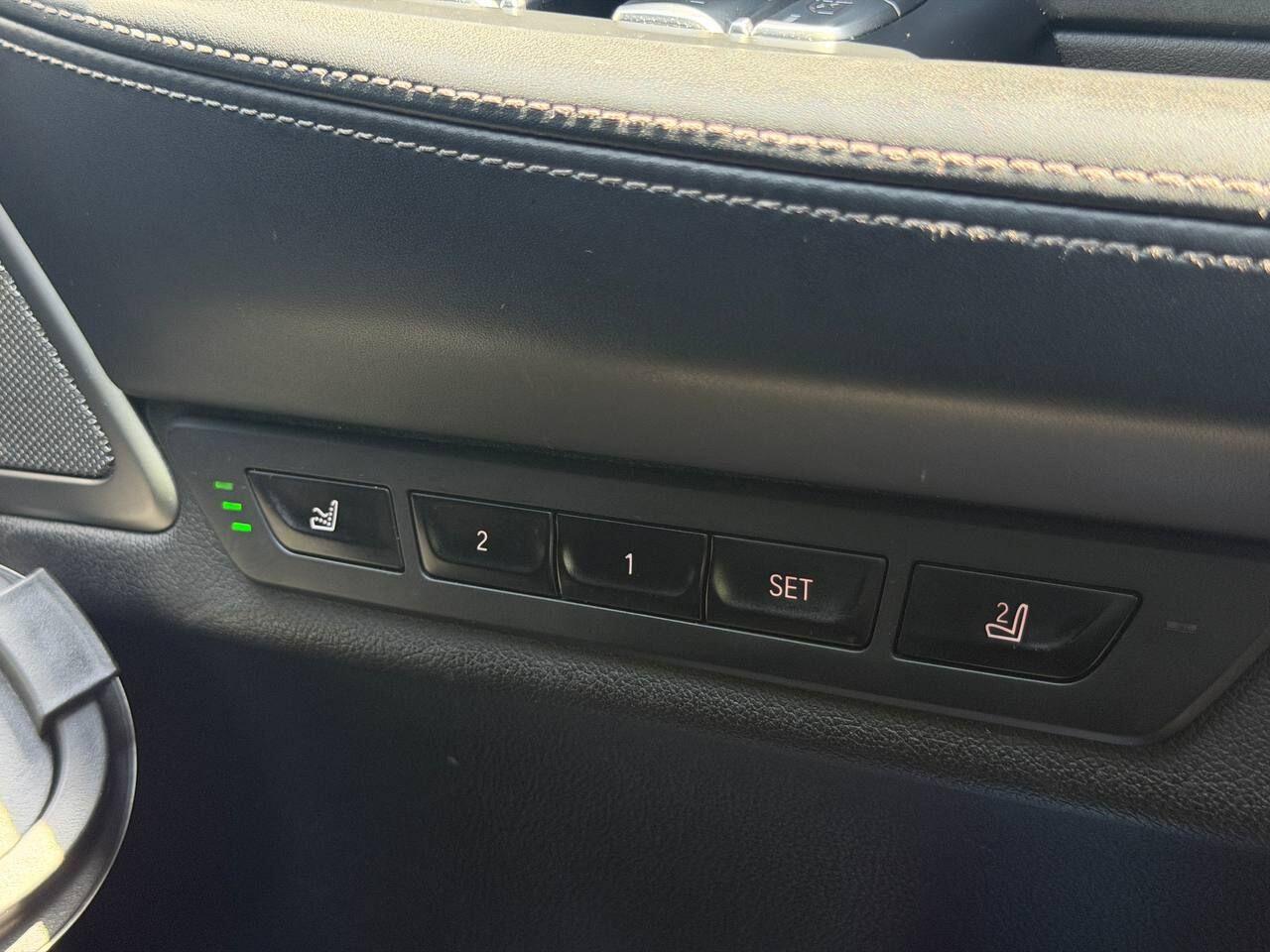BMW 7 Series view 73