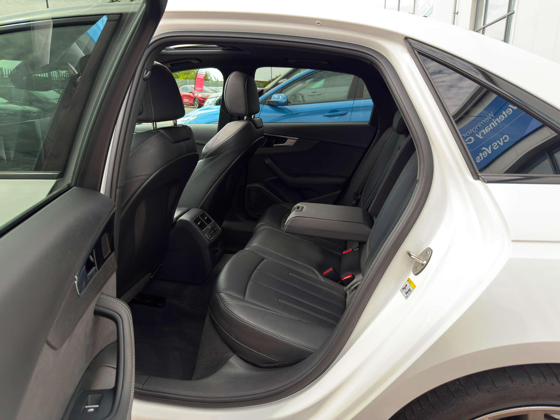 Audi A4 view 42