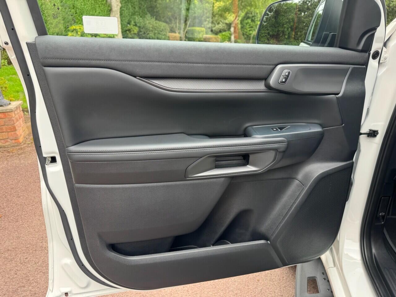 Ford Ranger view 29