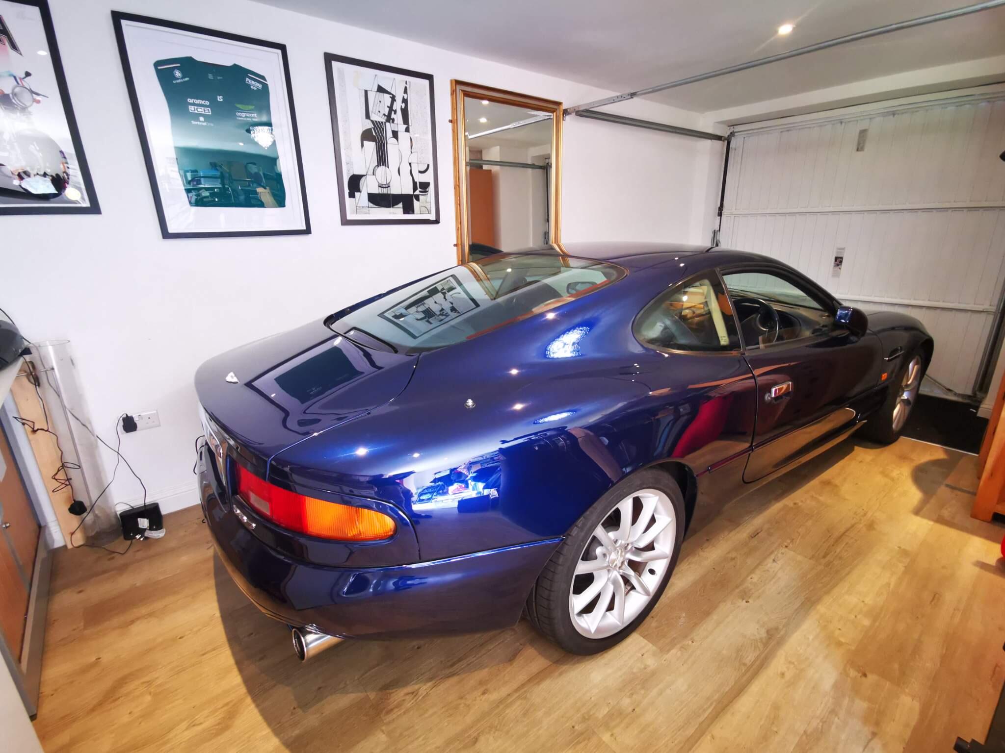 Aston Martin DB7