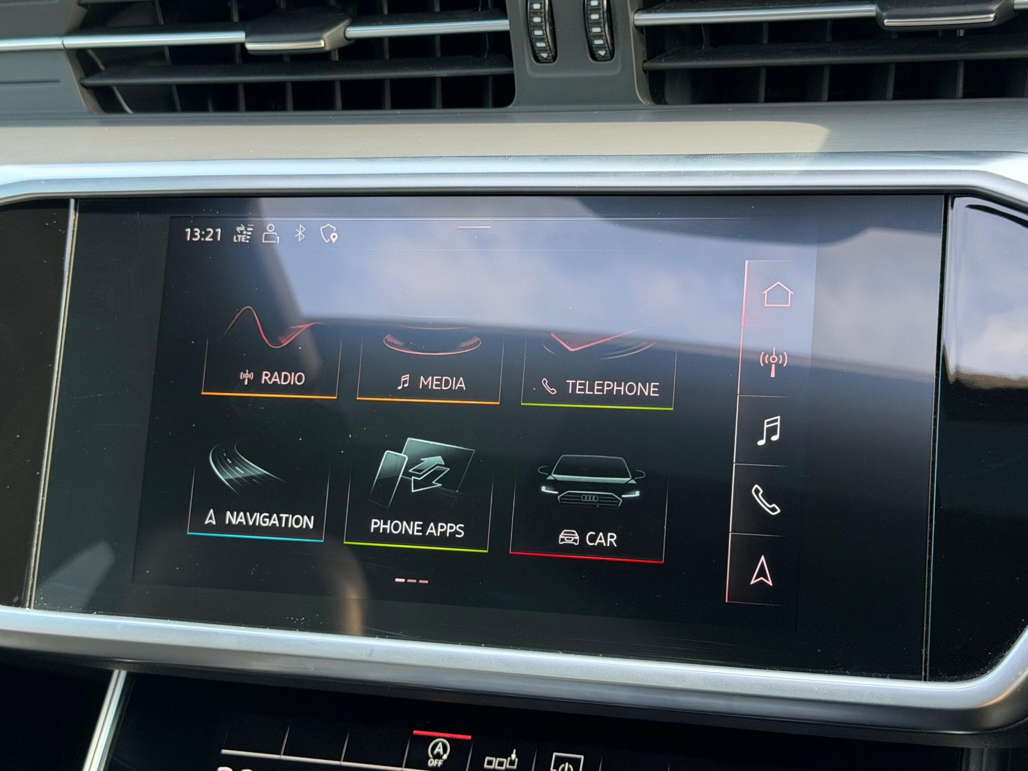 Audi A6 view 33