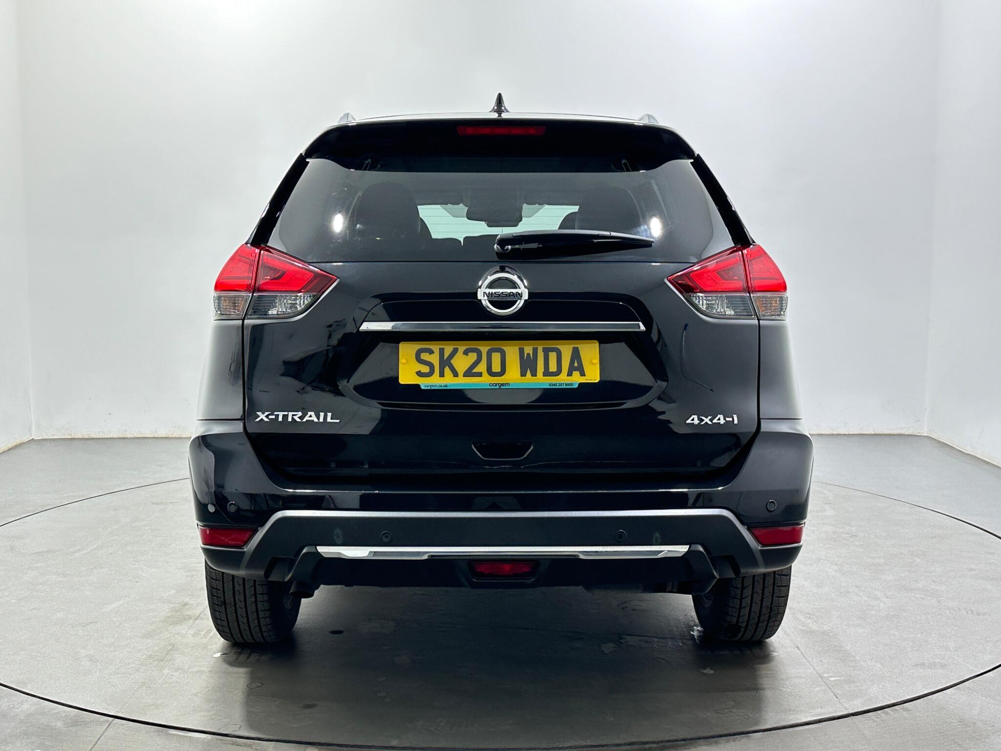 Nissan X-Trail view 7