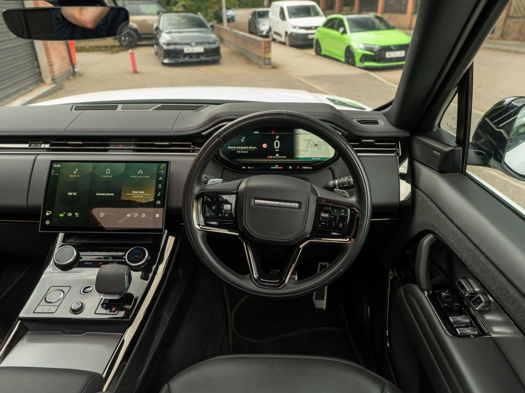 Land Rover Range Rover Sport view 40