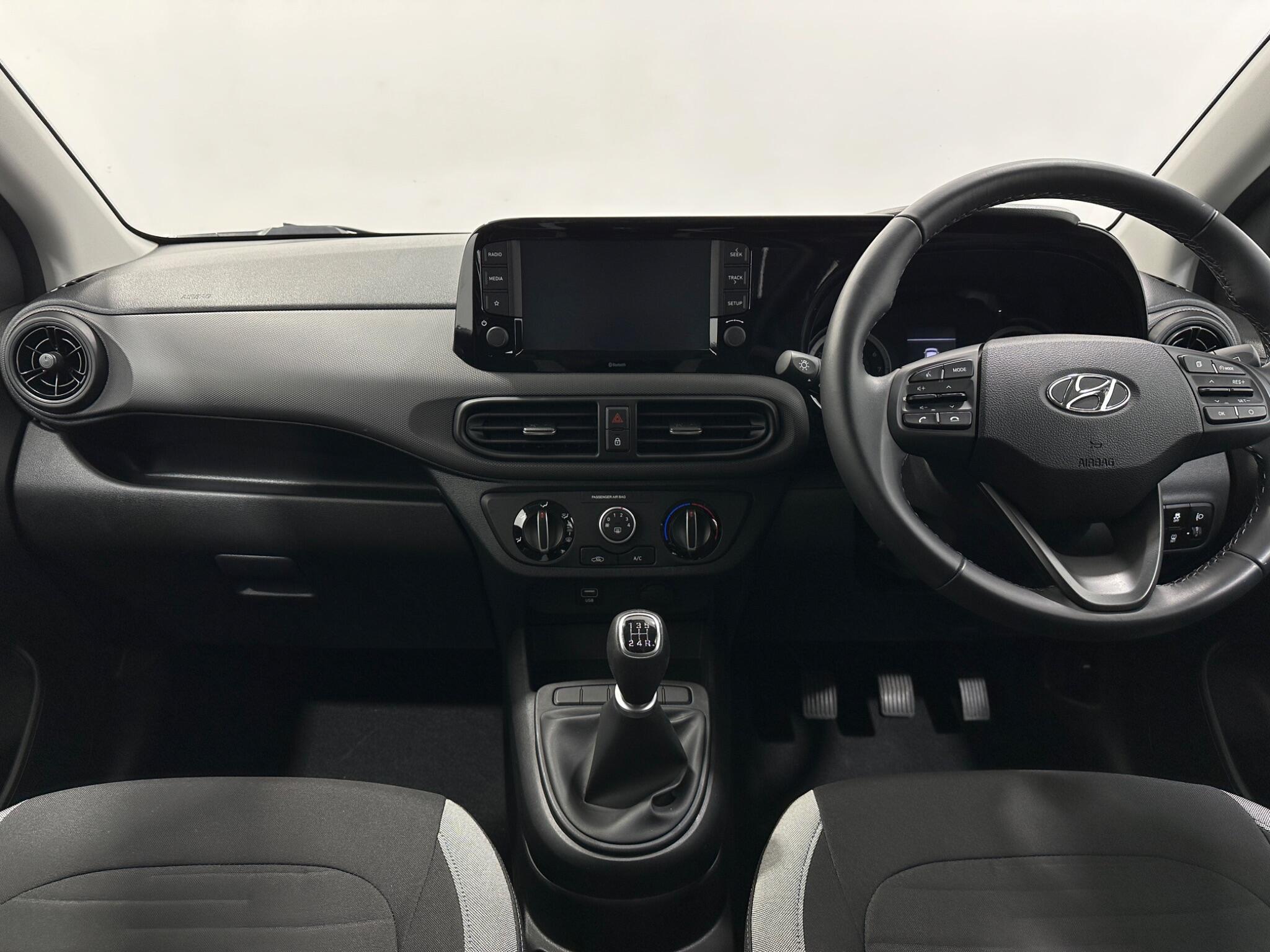 Hyundai I10 view 20