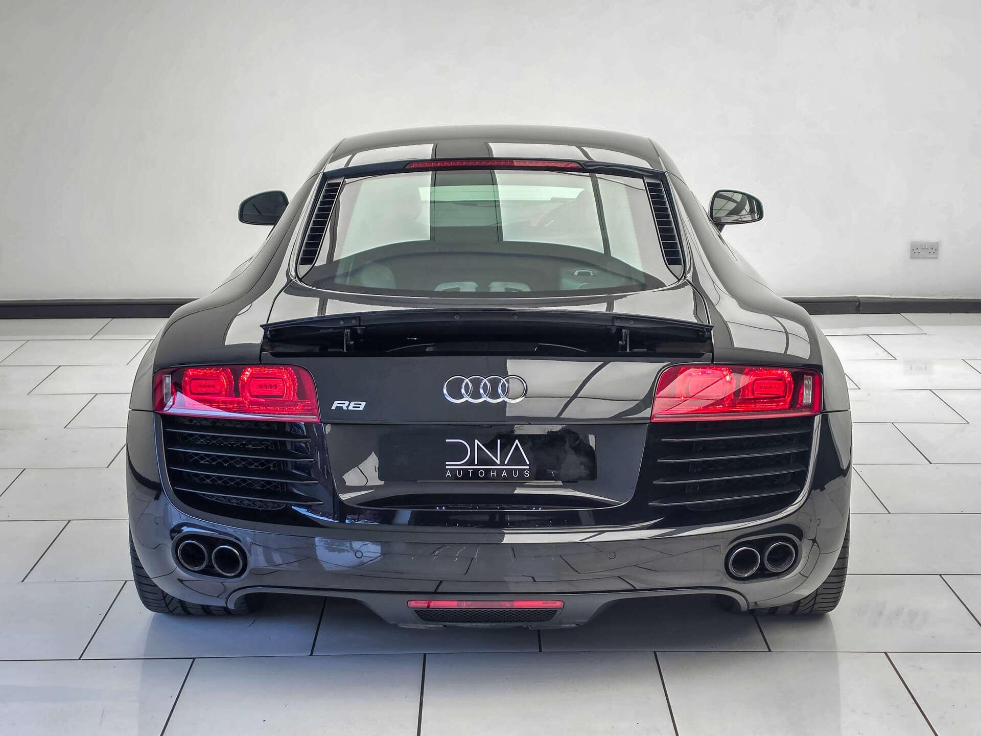 Audi R8 view 39