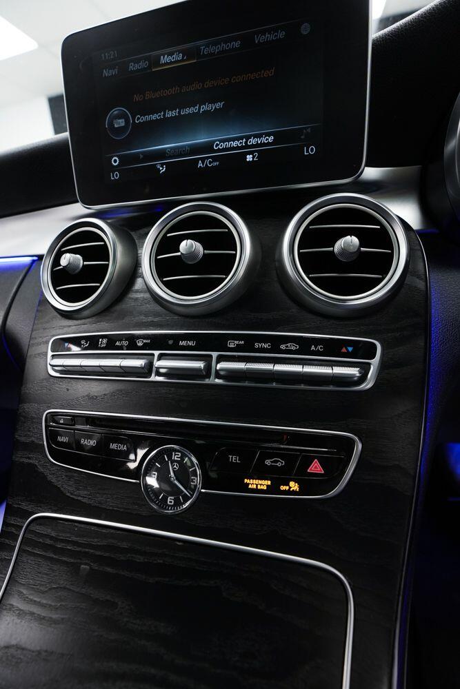 Mercedes-Benz C Class view 21