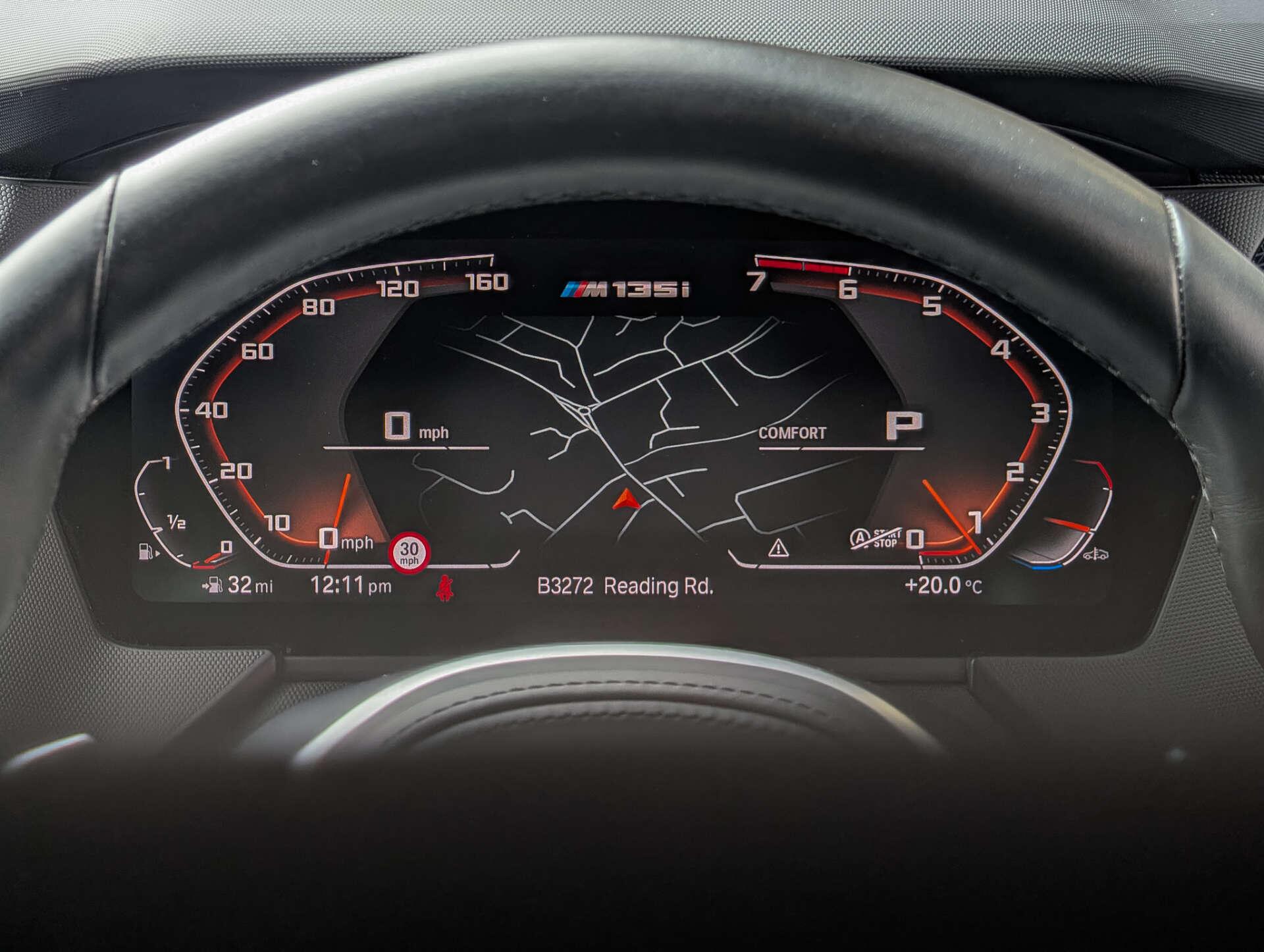 BMW 1 Series view 29