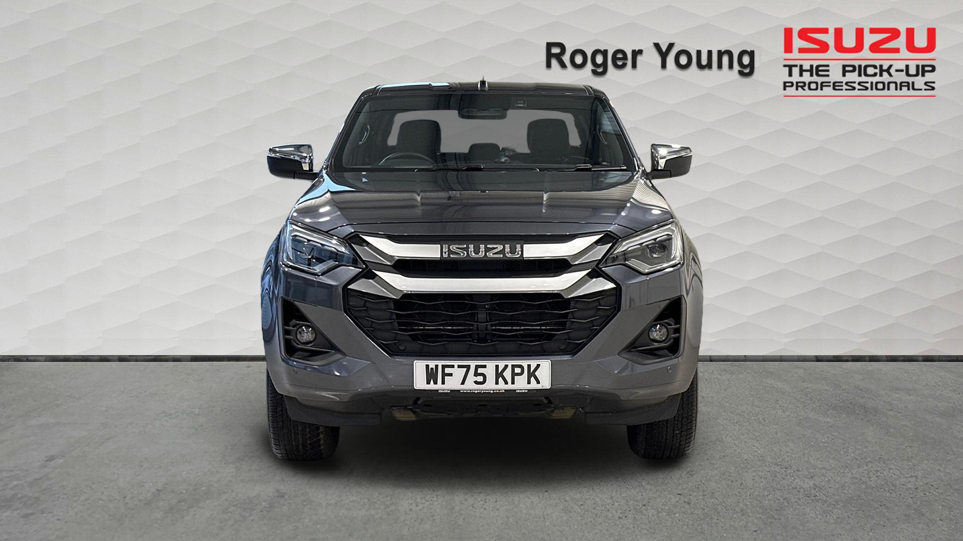 Isuzu D-Max view 7