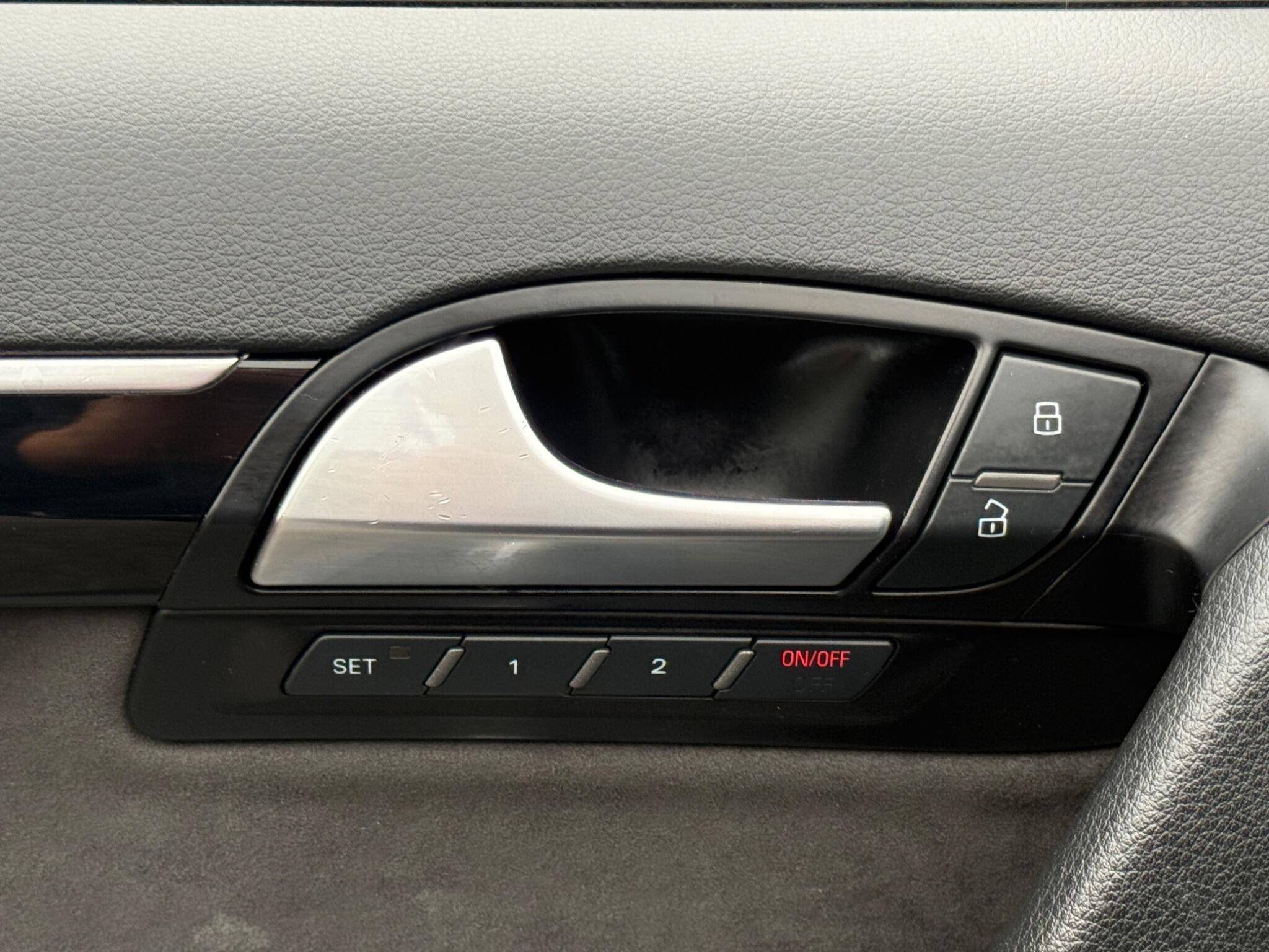Audi Q7 - Image 60