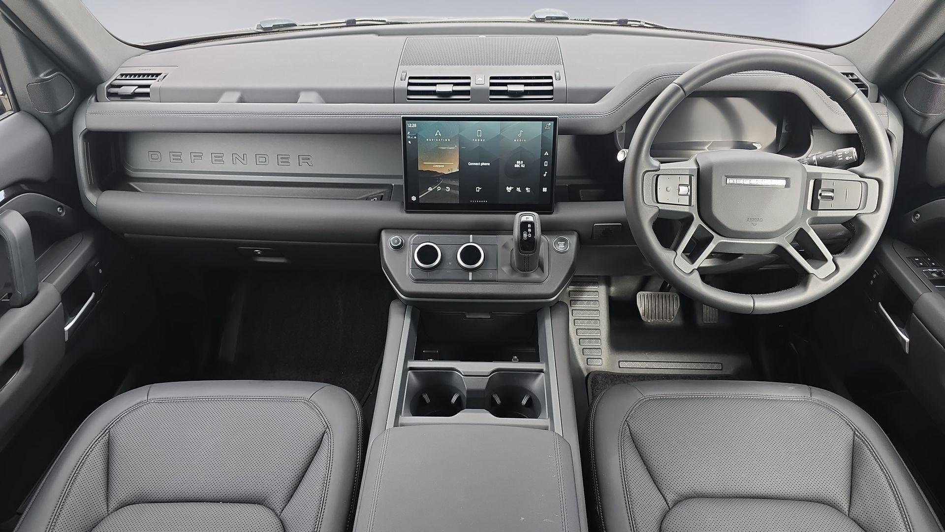 Land Rover Defender view 9