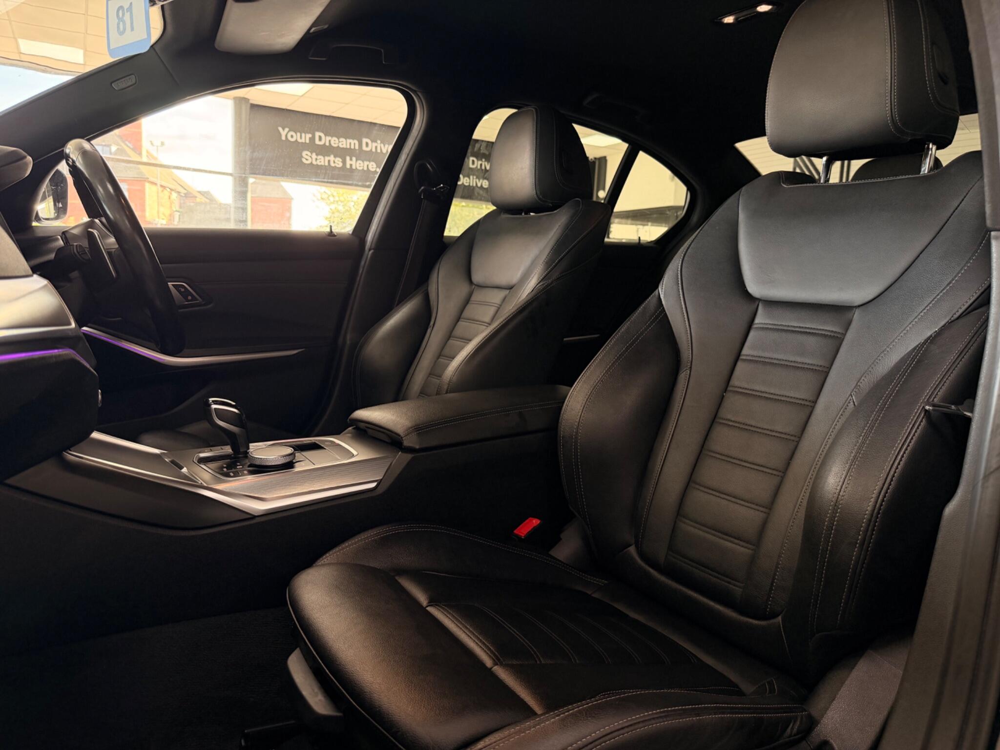 BMW 3 Series view 36