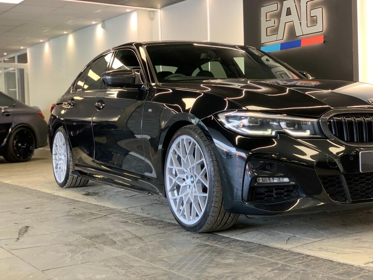 BMW 3 Series view 6