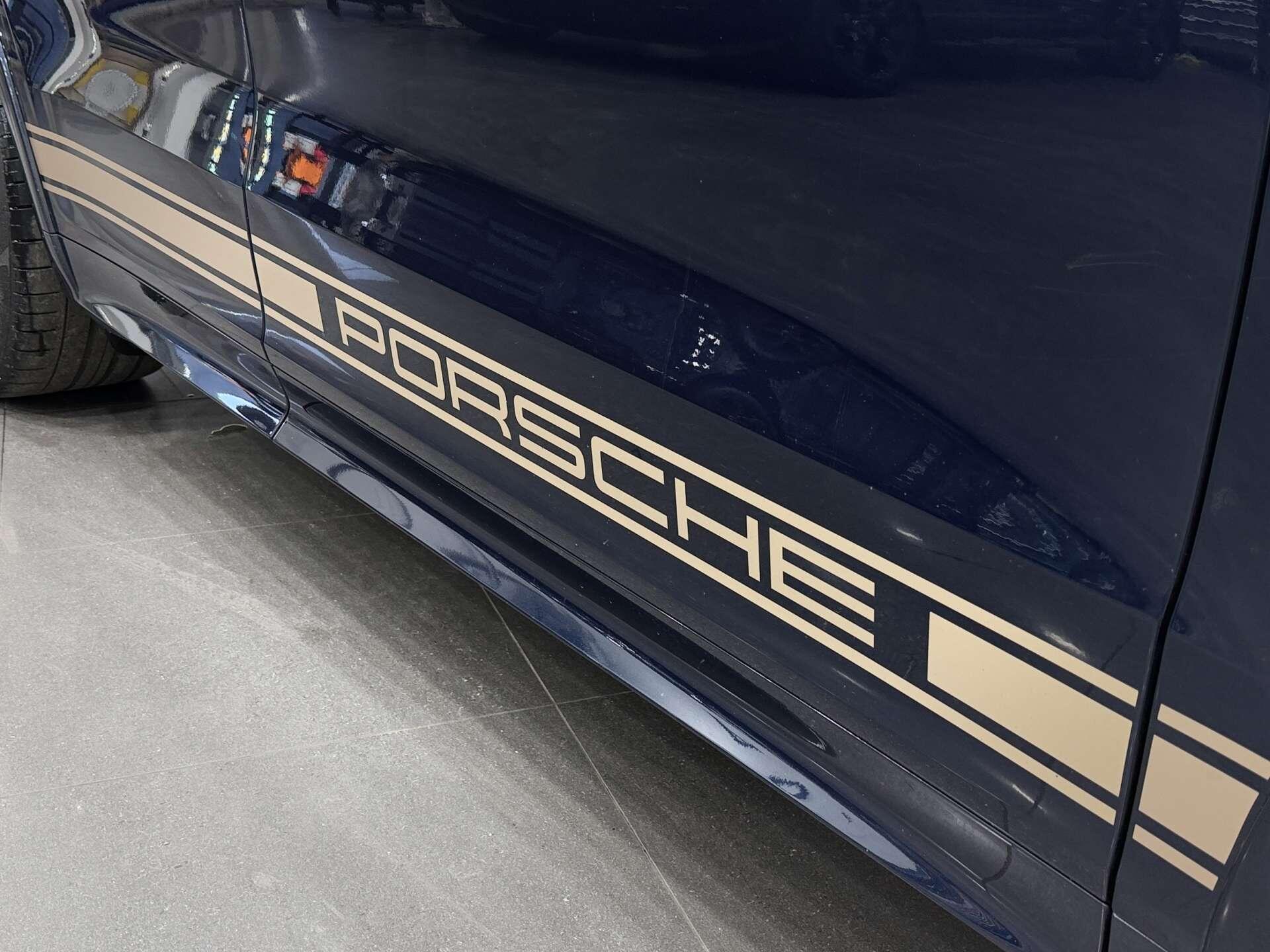 Porsche Cayenne view 30