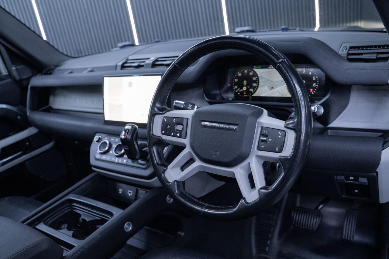 Land Rover Defender view 17