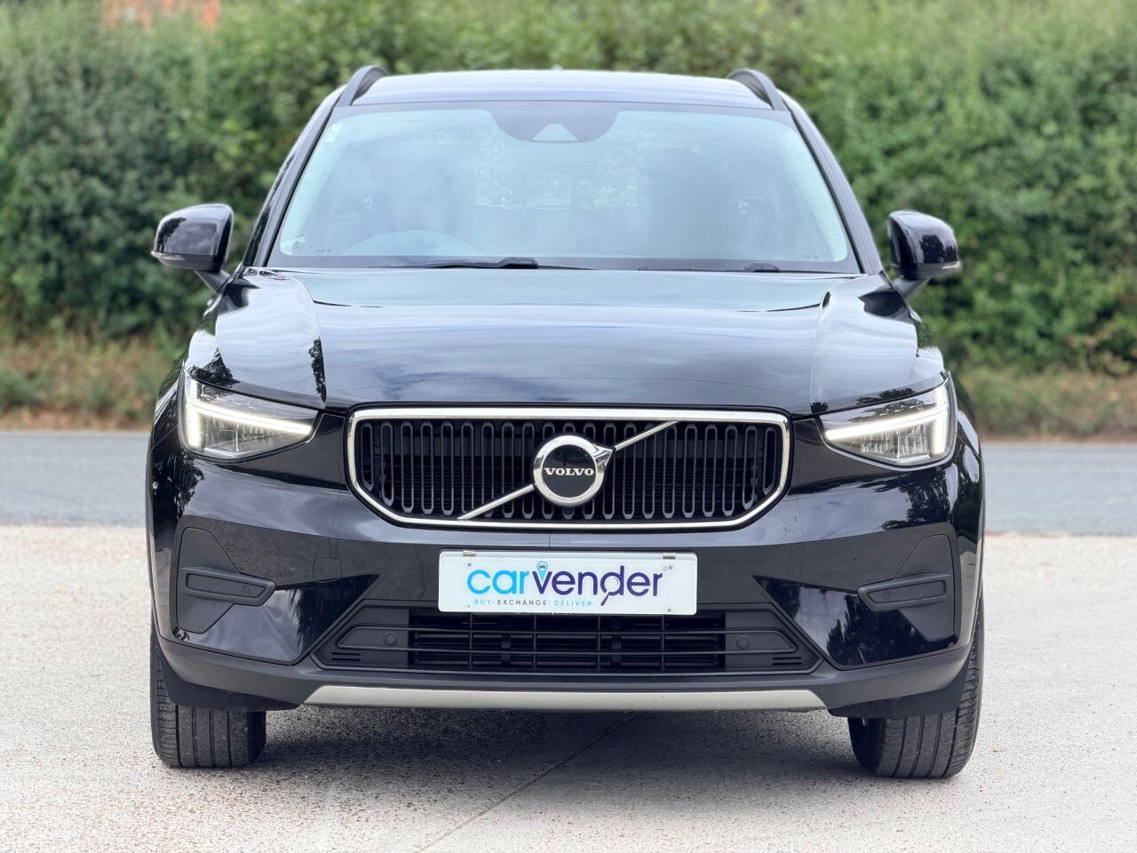 Volvo XC40 view 9
