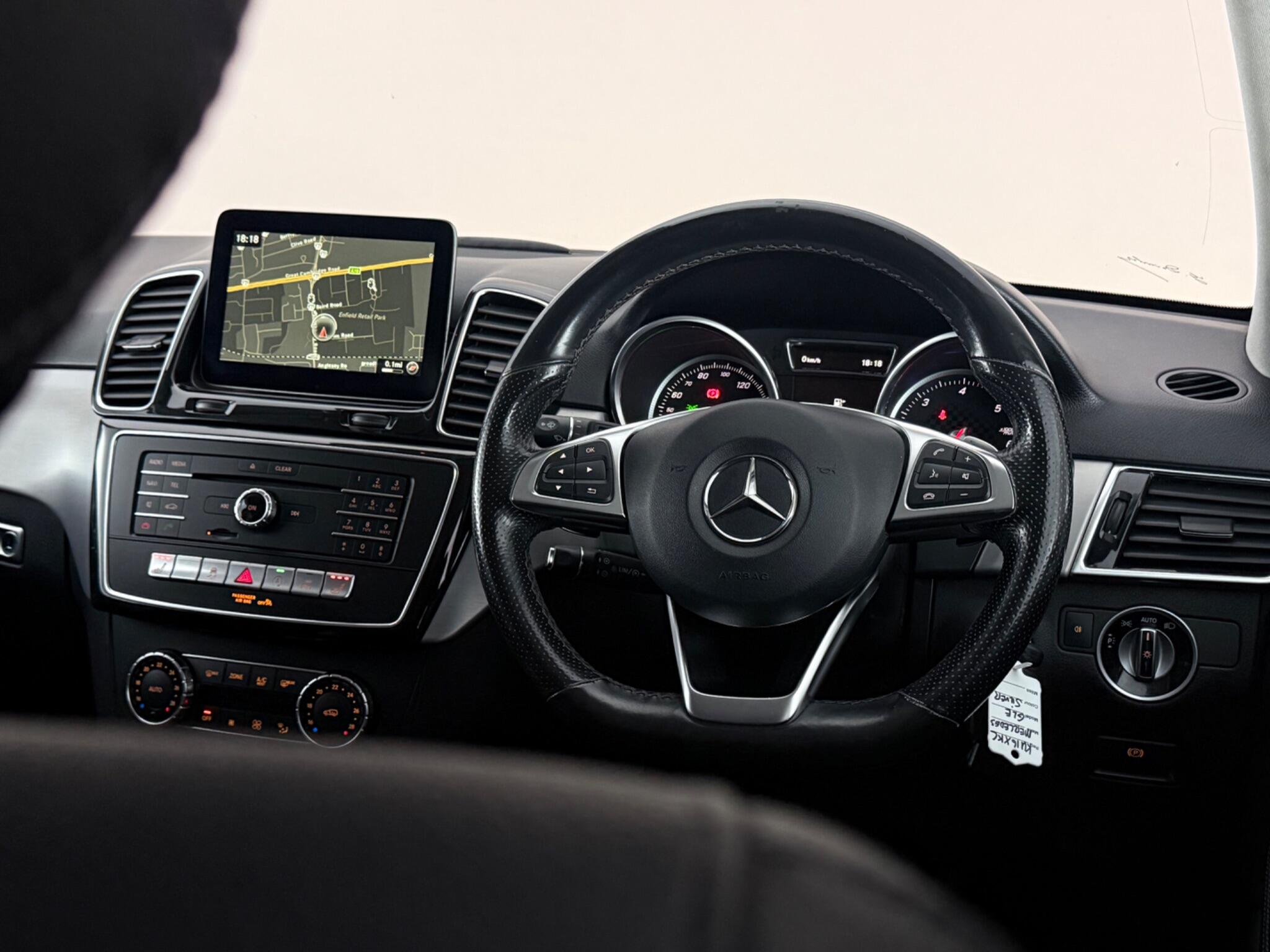 Mercedes-Benz GLE view 13