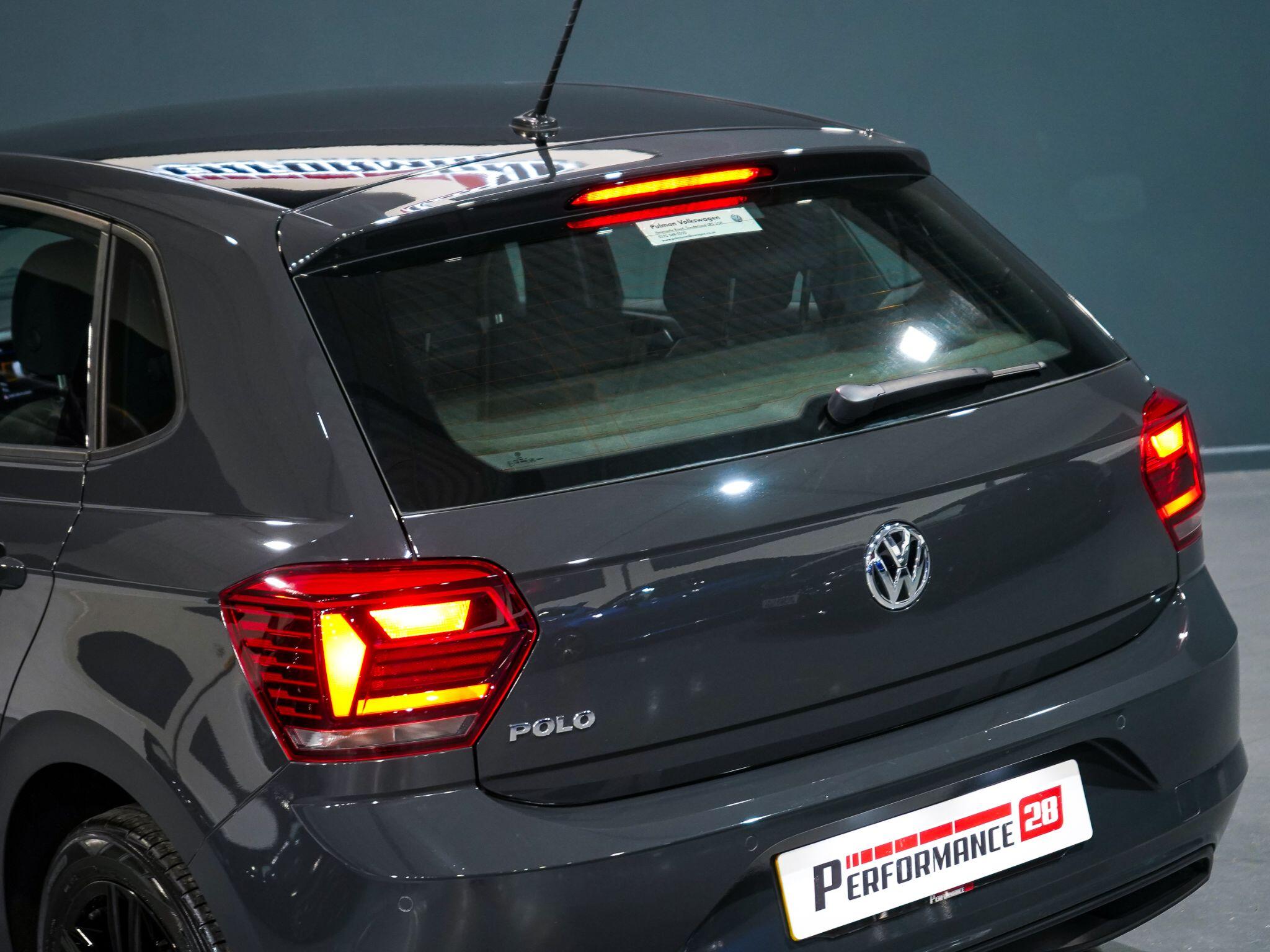 Volkswagen Polo view 32