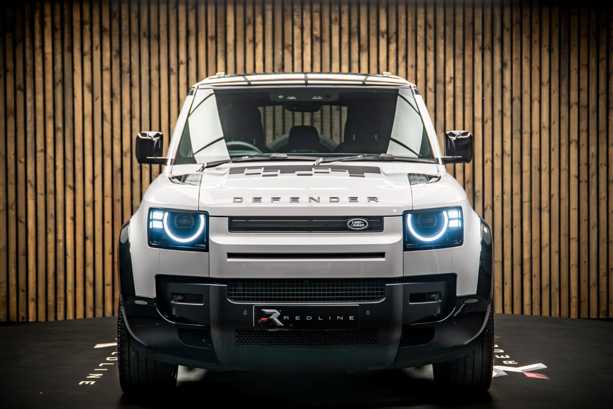 Land Rover Defender view 5