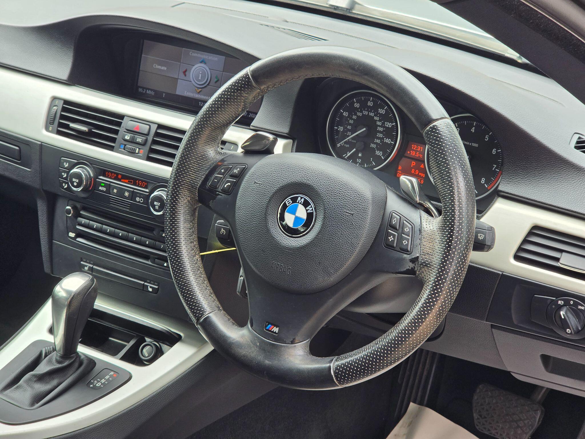 BMW 3 Series view 29