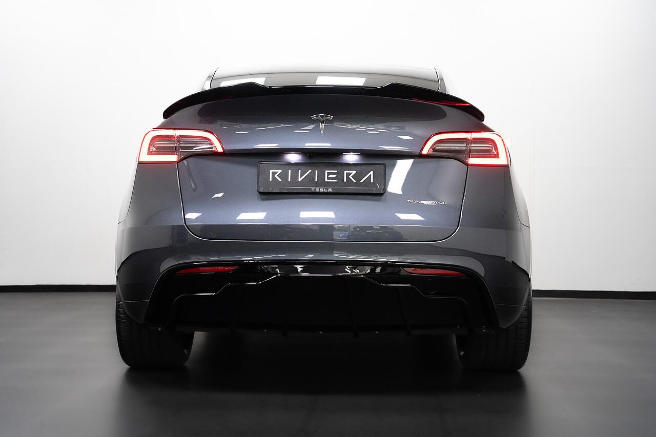Tesla Model Y view 35
