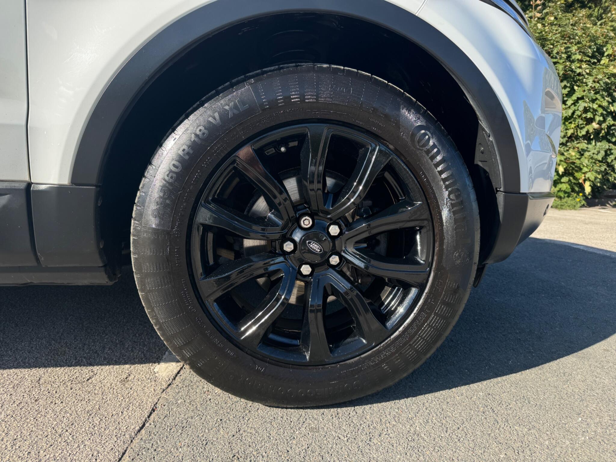 Land Rover Range Rover Evoque view 9