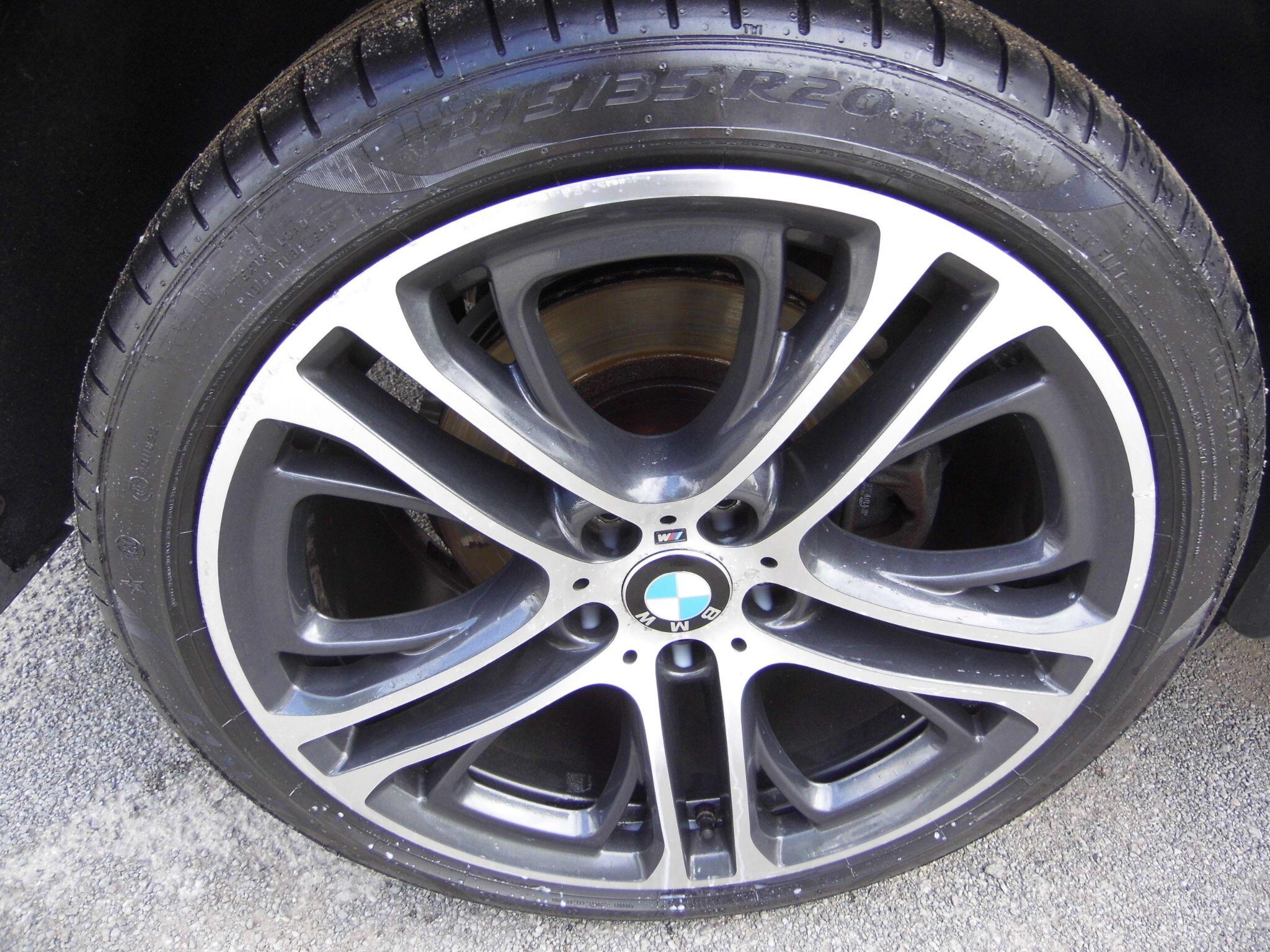 BMW X3 view 13