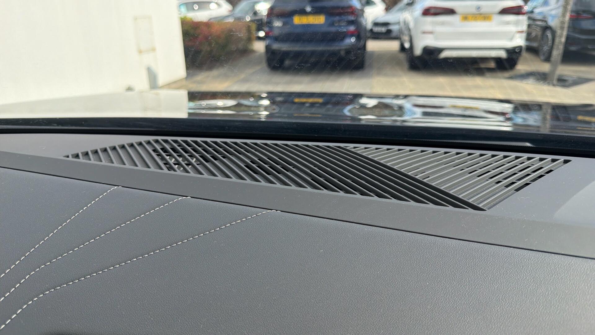 BMW X3 view 78