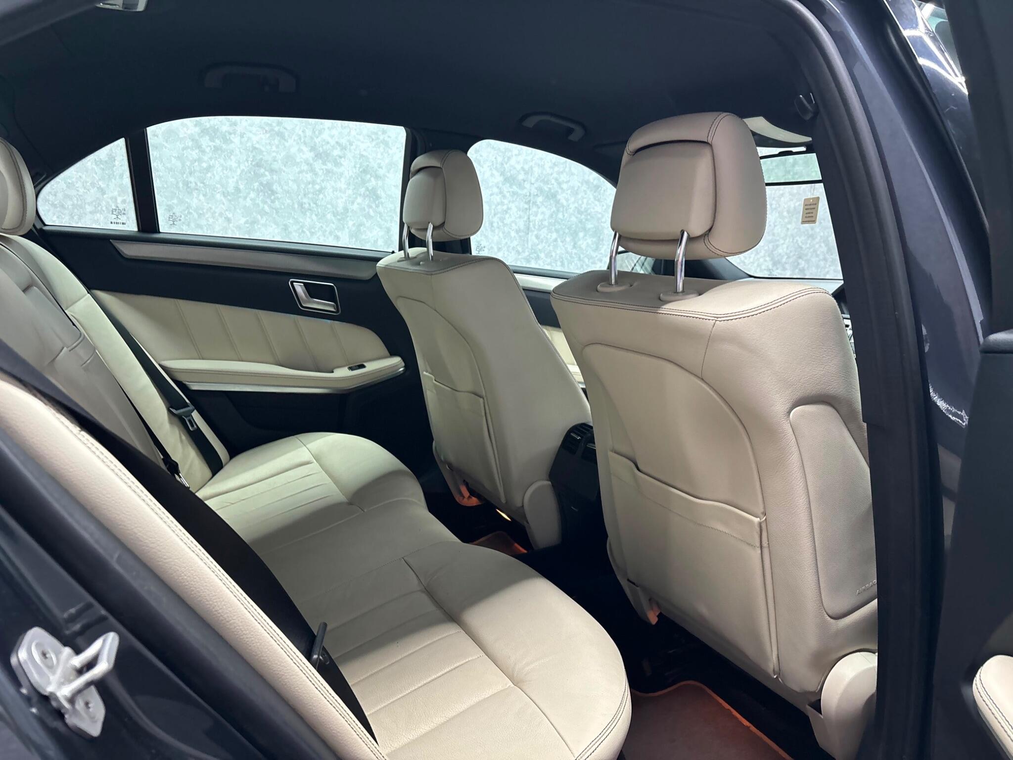 Mercedes-Benz E Class view 10