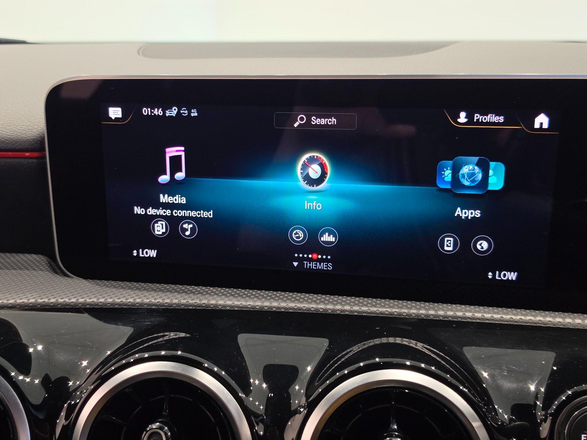 Mercedes-Benz A-Class view 34