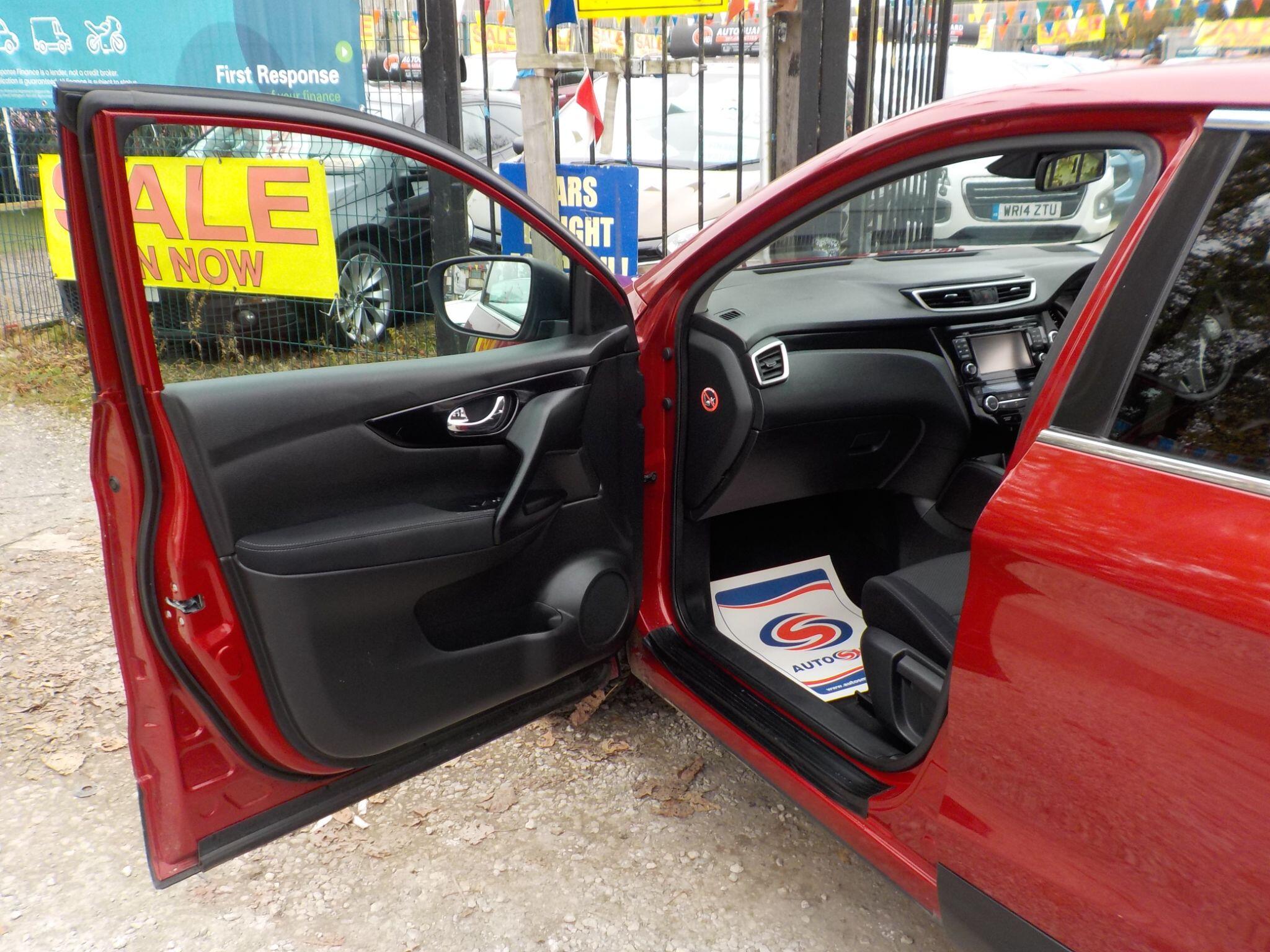 Nissan Qashqai 1.5 dCi n-tec 2WD Euro 6 (s/s) 5dr