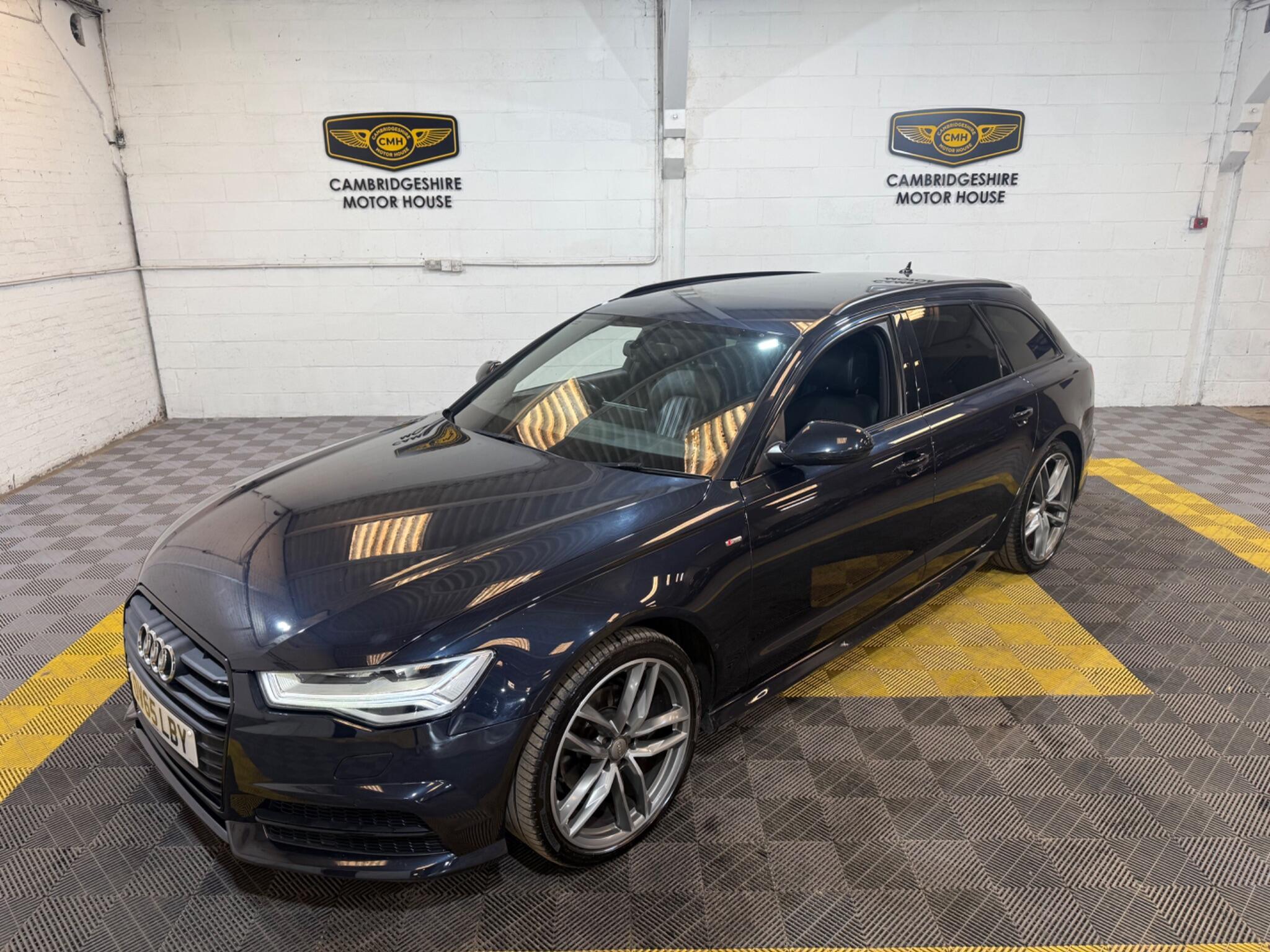Audi A6 Avant view 3