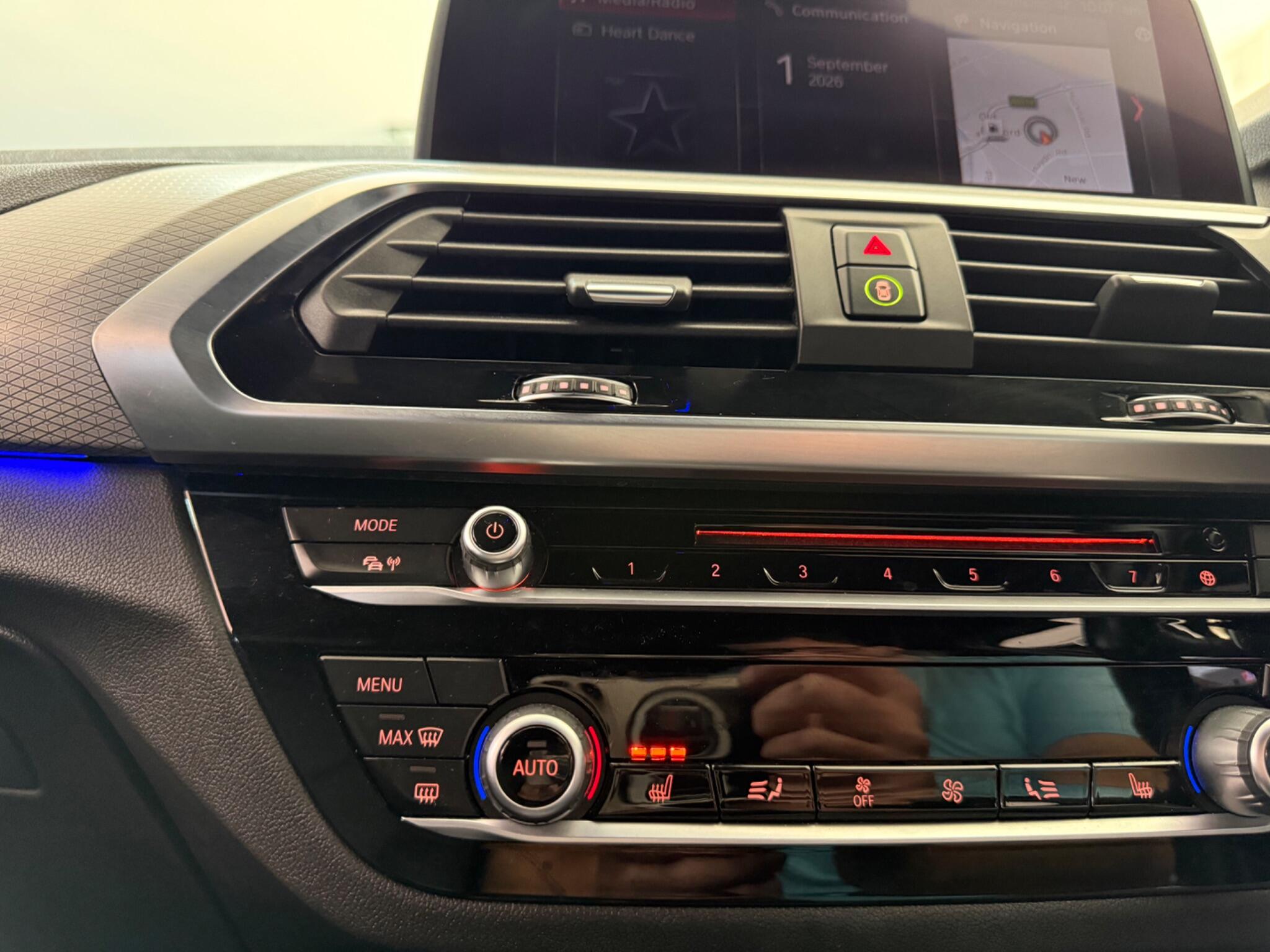 BMW X3 view 8