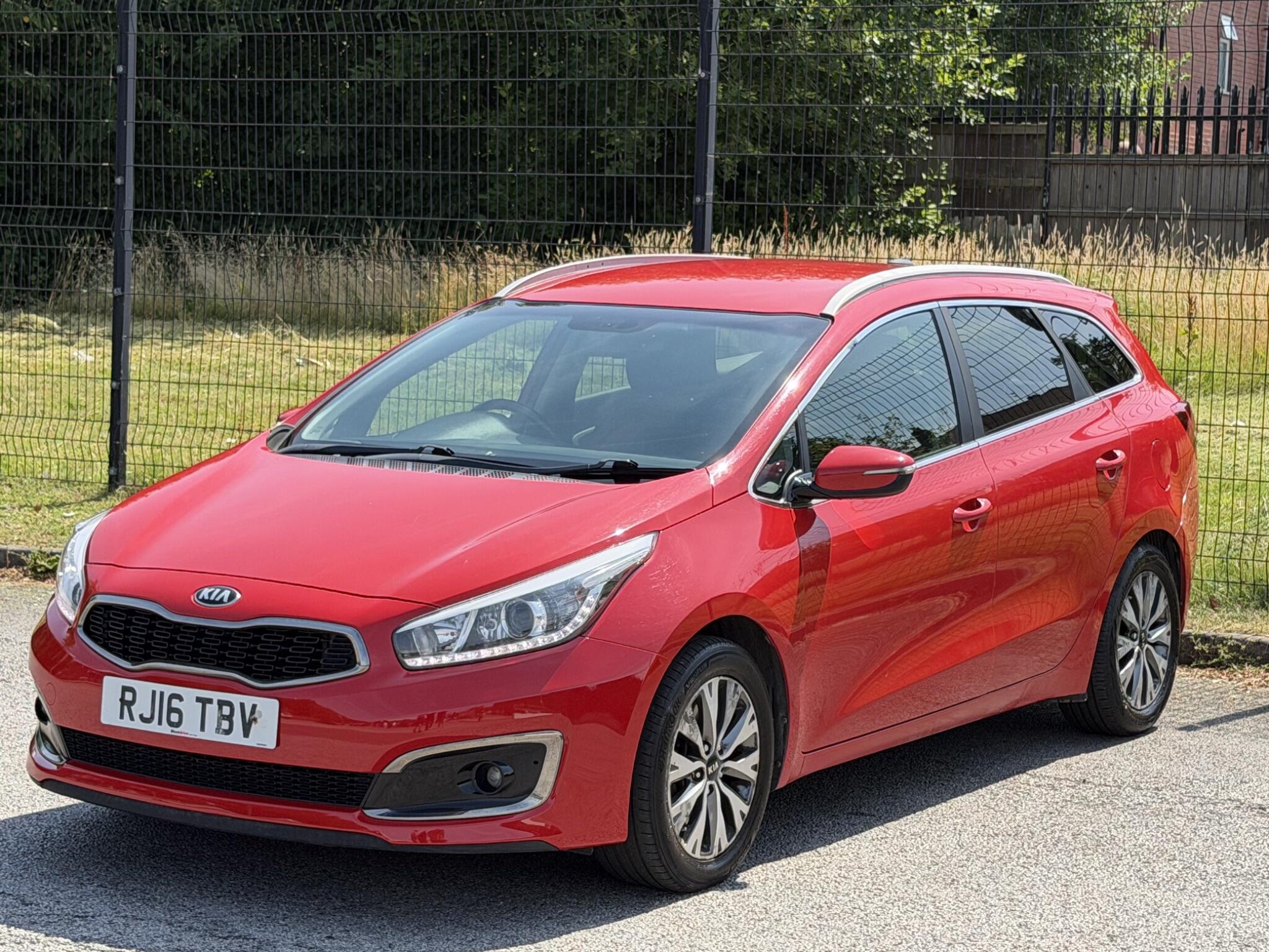 Kia Ceed view 3