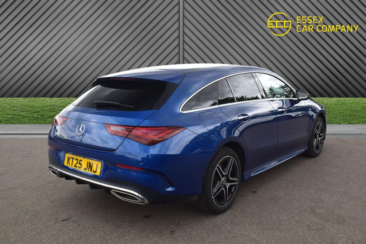 Mercedes-Benz Cla view 9