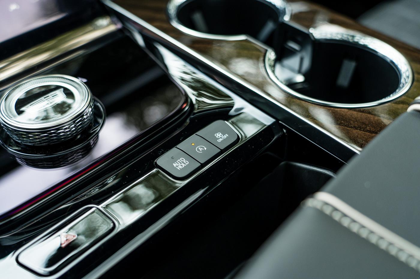 Cadillac Escalade view 36
