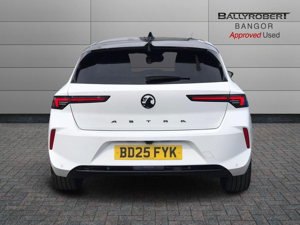 Vauxhall Astra view 11