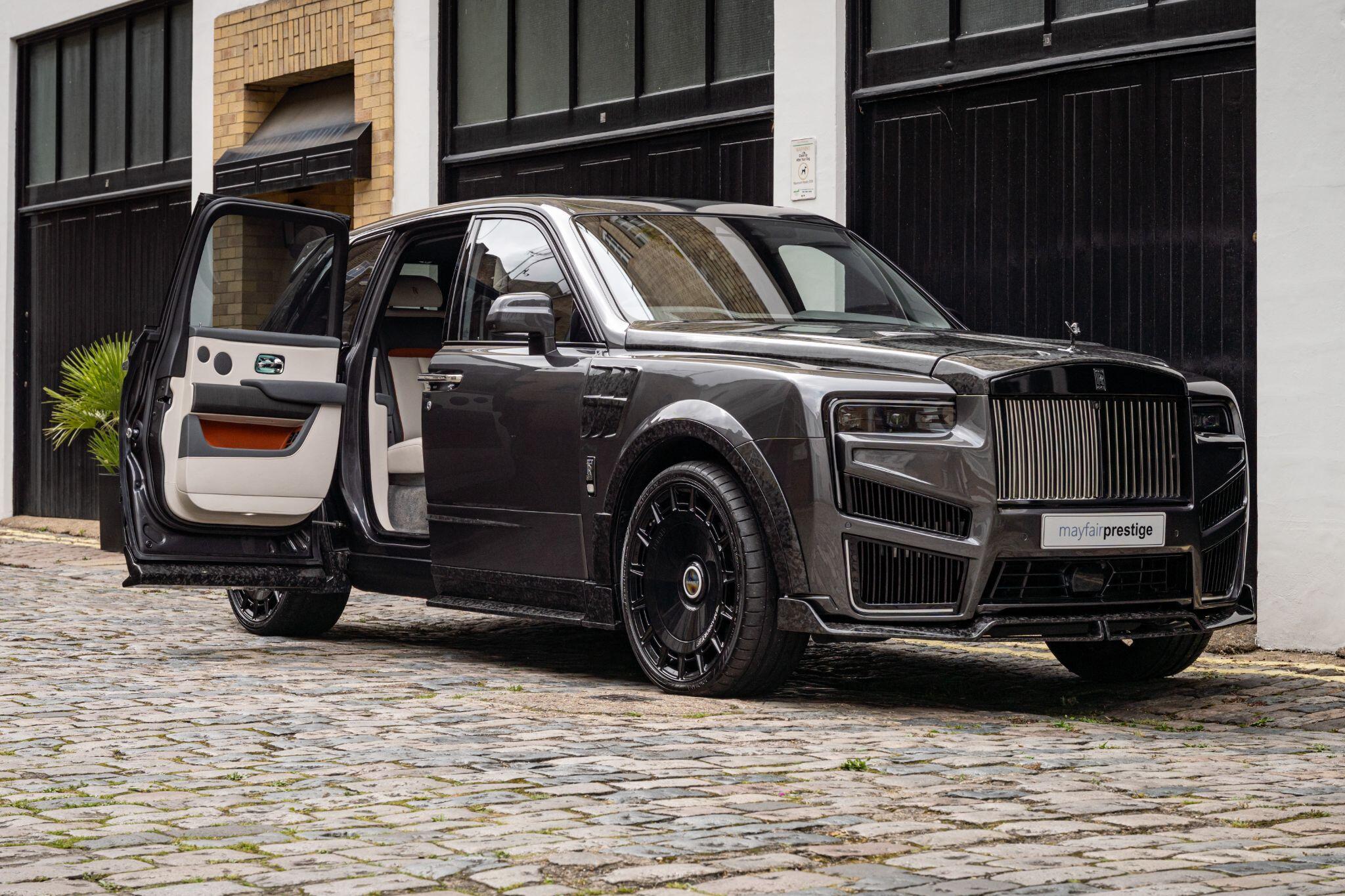 2020 Rolls-Royce Cullinan in Grey for sale